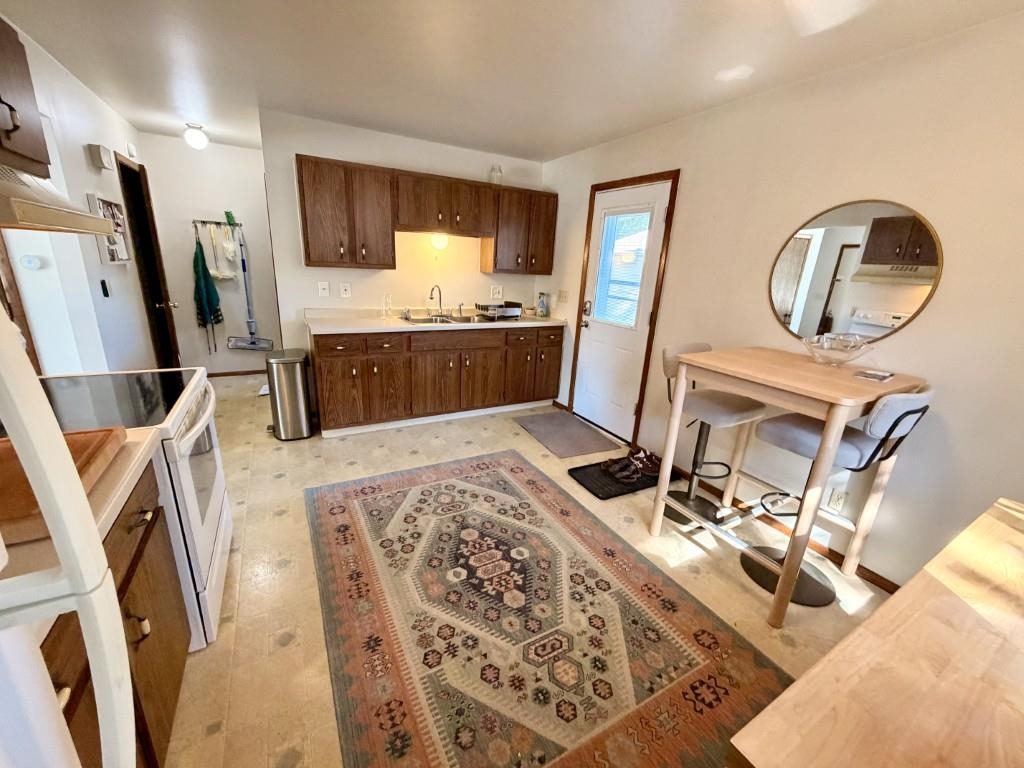 216-218 WESTON AVENUE, Wausau, Wisconsin 54403, 2 Bedrooms Bedrooms, 6 Rooms Rooms,2 BathroomsBathrooms,Multi-family,For Sale,216-218 WESTON AVENUE,22604282