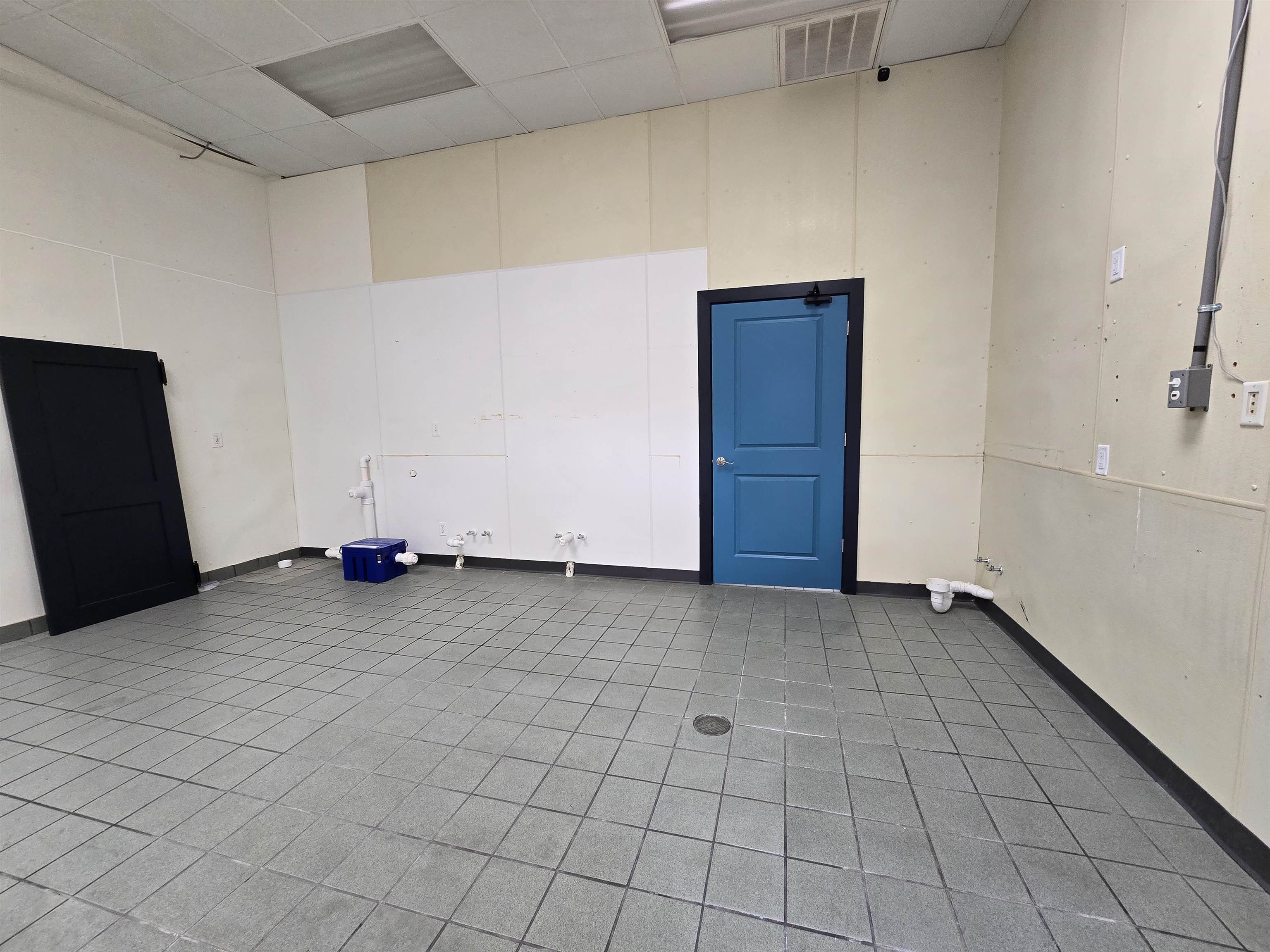 4111 SCHOFIELD AVENUE, Weston, Wisconsin 54476, ,Commercial/industrial,For Sale,4111 SCHOFIELD AVENUE,22604284