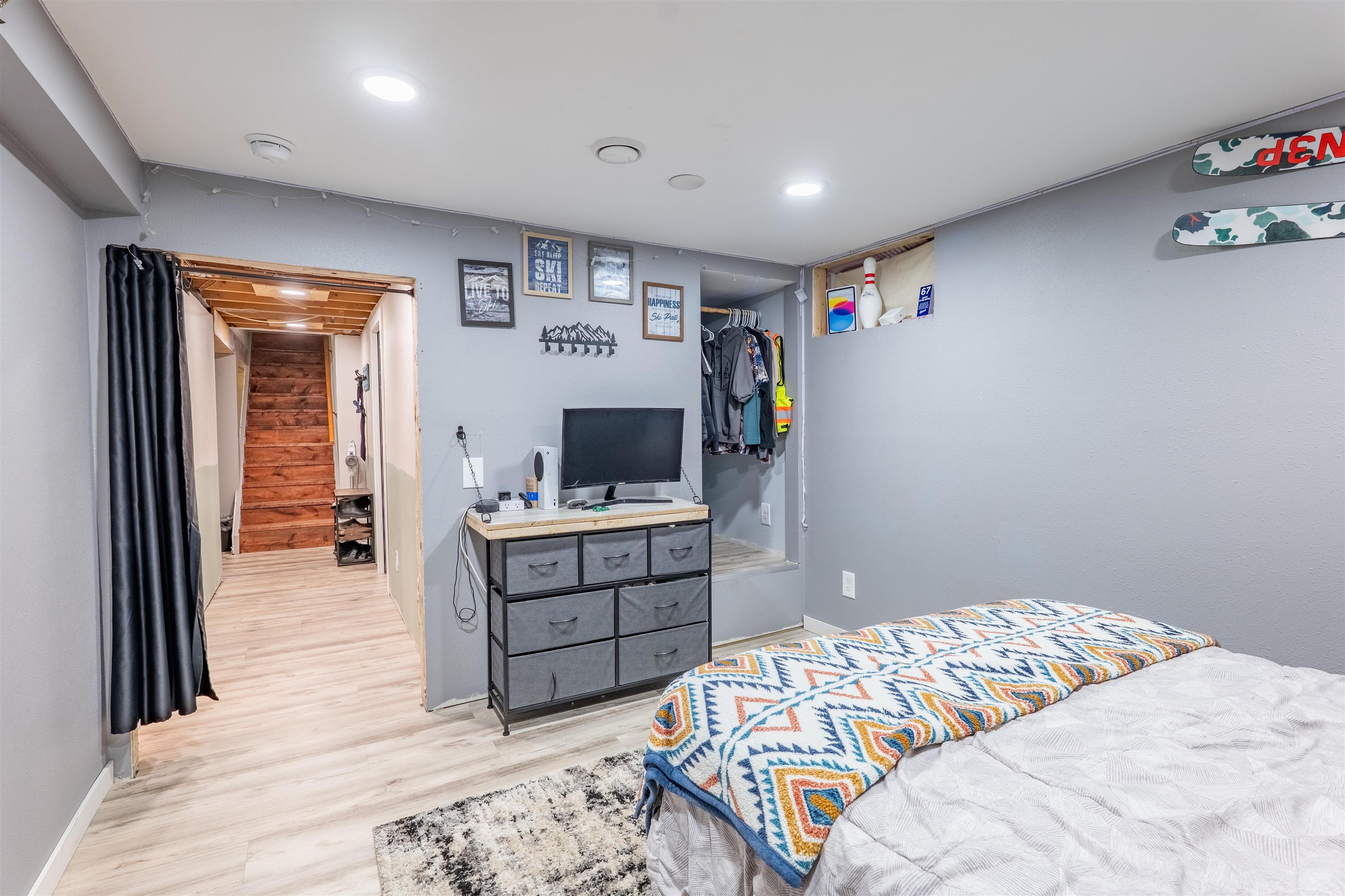 226968 BOB O LINK AVENUE, Wausau, Wisconsin 54401, 5 Bedrooms Bedrooms, ,2 BathroomsBathrooms,Residential,For Sale,226968 BOB O LINK AVENUE,22604285