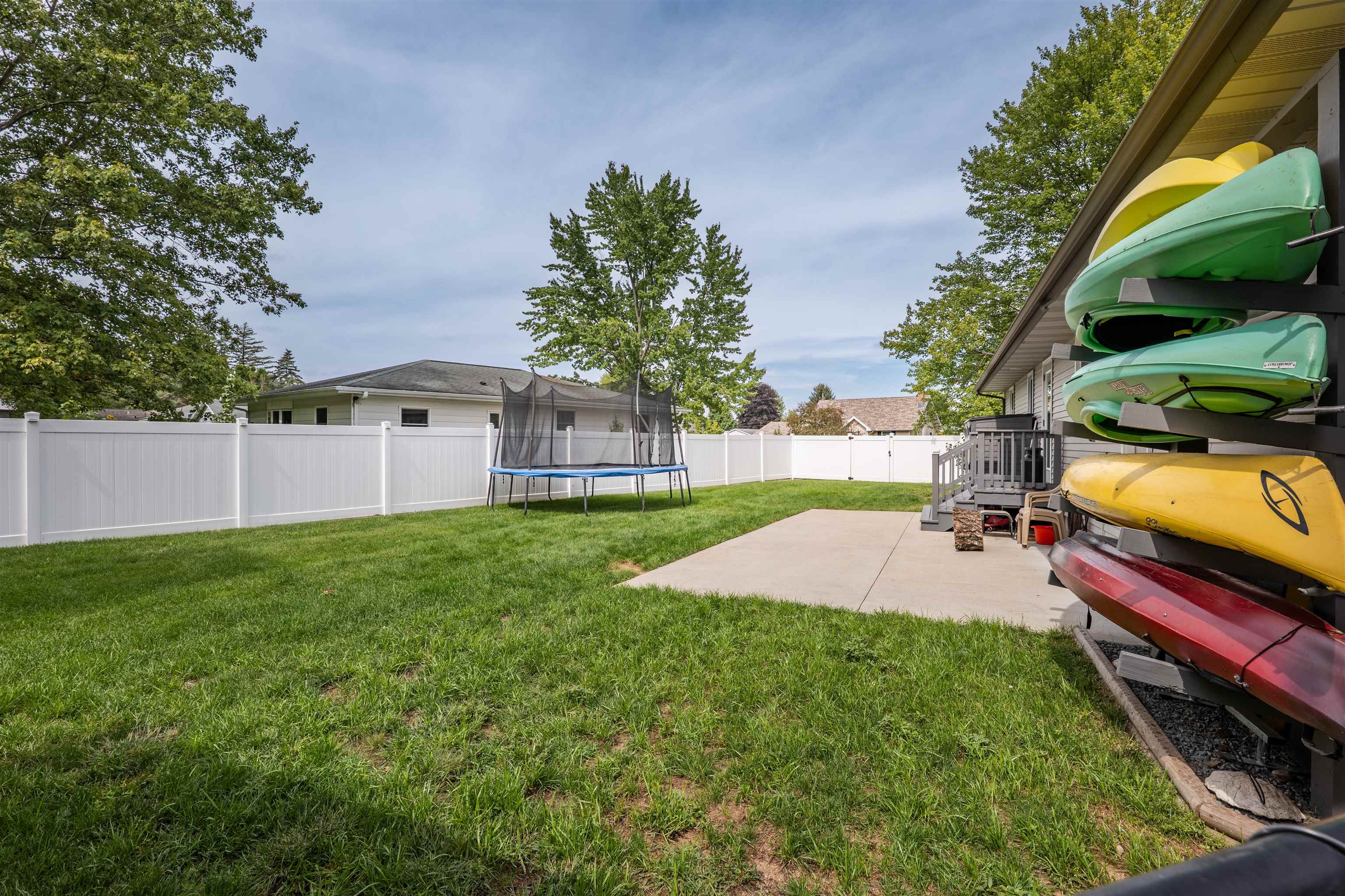 226968 BOB O LINK AVENUE, Wausau, Wisconsin 54401, 5 Bedrooms Bedrooms, ,2 BathroomsBathrooms,Residential,For Sale,226968 BOB O LINK AVENUE,22604285