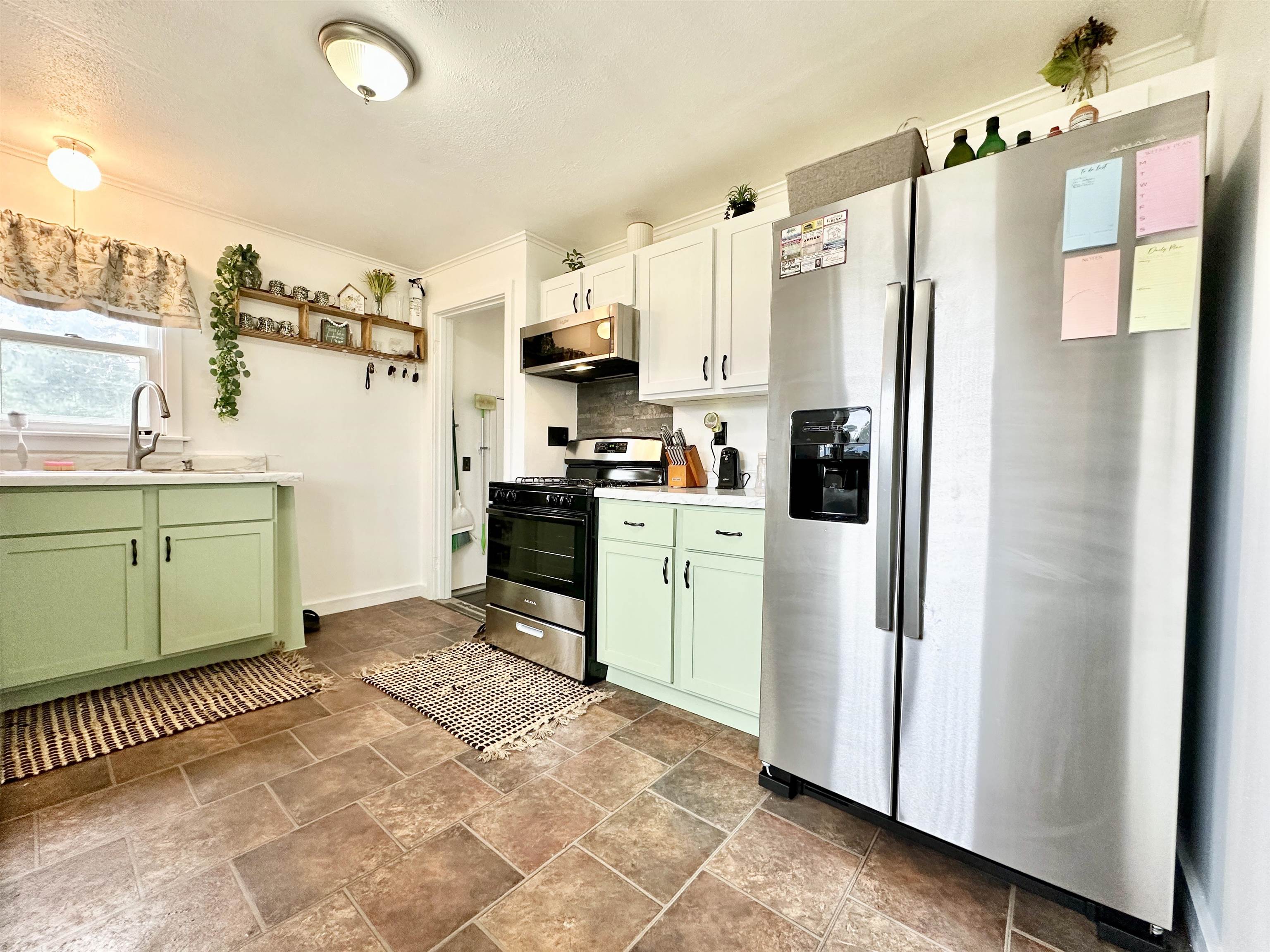 1534 SARATOGA STREET, Antigo, Wisconsin 54409, 2 Bedrooms Bedrooms, ,1 BathroomBathrooms,Residential,For Sale,1534 SARATOGA STREET,22604288