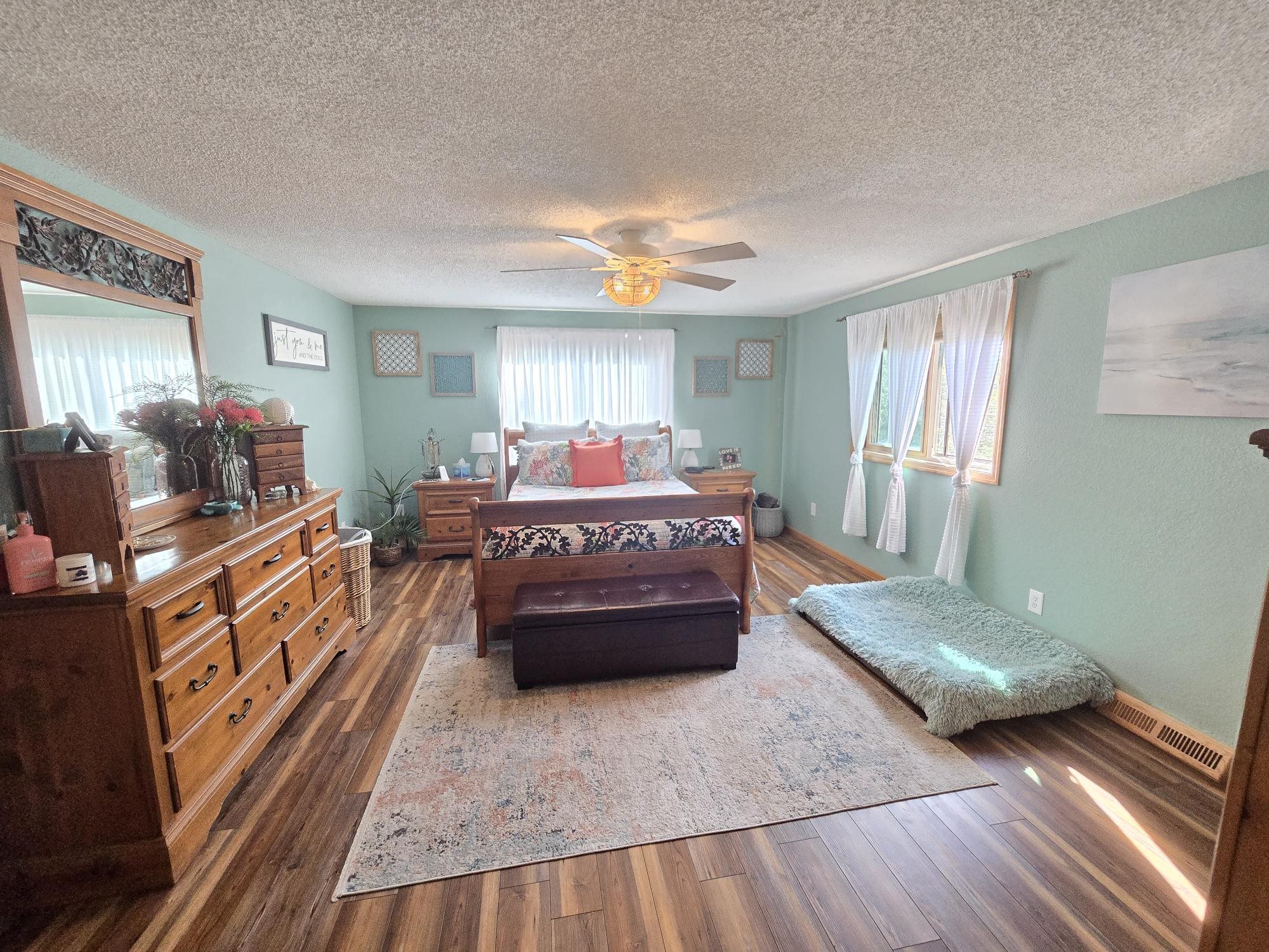 517 REGAL FOREST TRAIL, Nekoosa, Wisconsin 54457, 4 Bedrooms Bedrooms, ,2 BathroomsBathrooms,Residential,For Sale,517 REGAL FOREST TRAIL,22604289