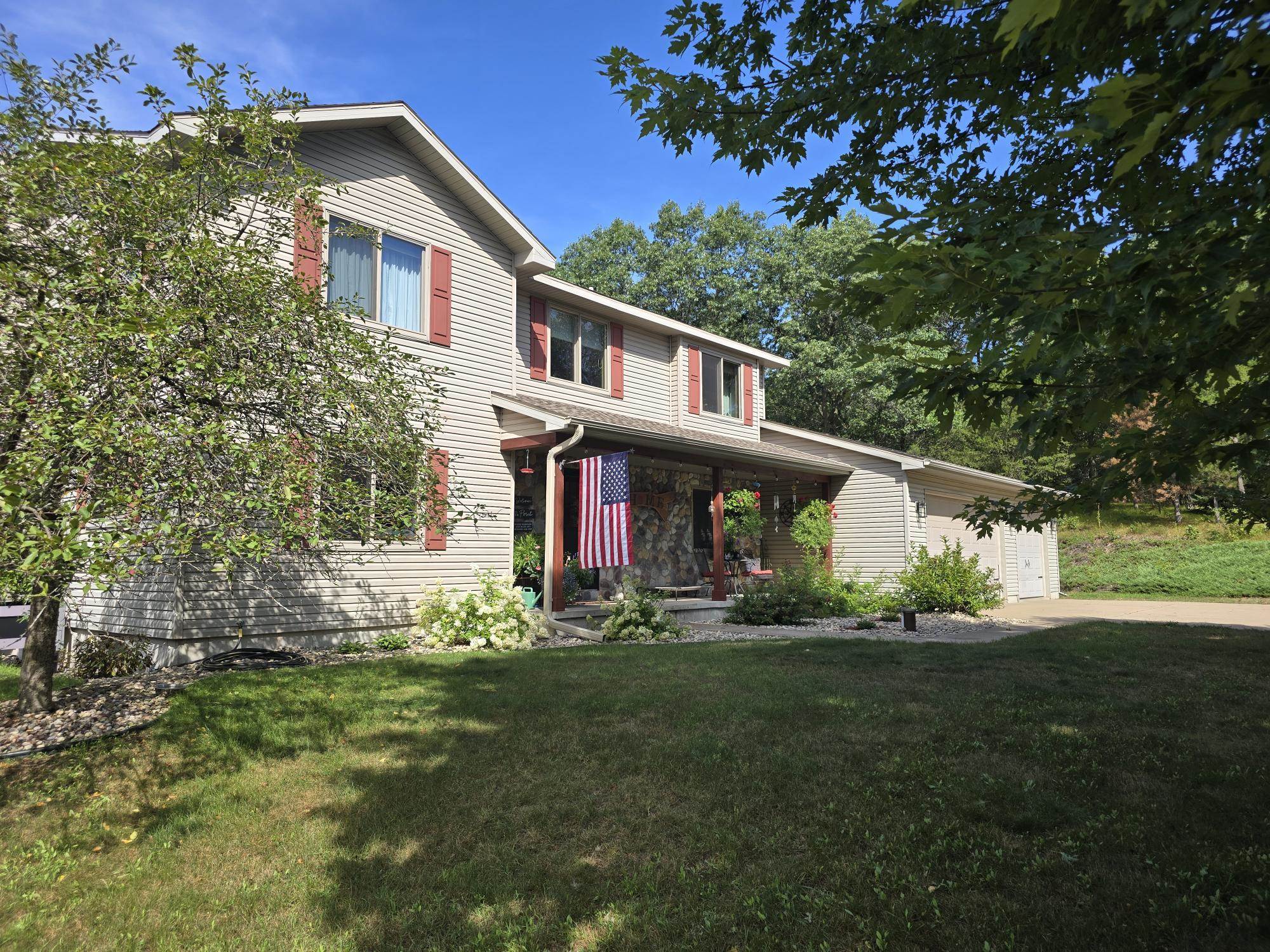 517 REGAL FOREST TRAIL, Nekoosa, Wisconsin 54457, 4 Bedrooms Bedrooms, ,2 BathroomsBathrooms,Residential,For Sale,517 REGAL FOREST TRAIL,22604289