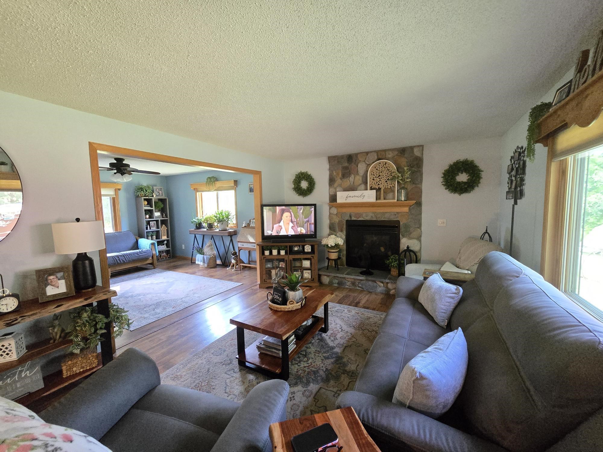 517 REGAL FOREST TRAIL, Nekoosa, Wisconsin 54457, 4 Bedrooms Bedrooms, ,2 BathroomsBathrooms,Residential,For Sale,517 REGAL FOREST TRAIL,22604289