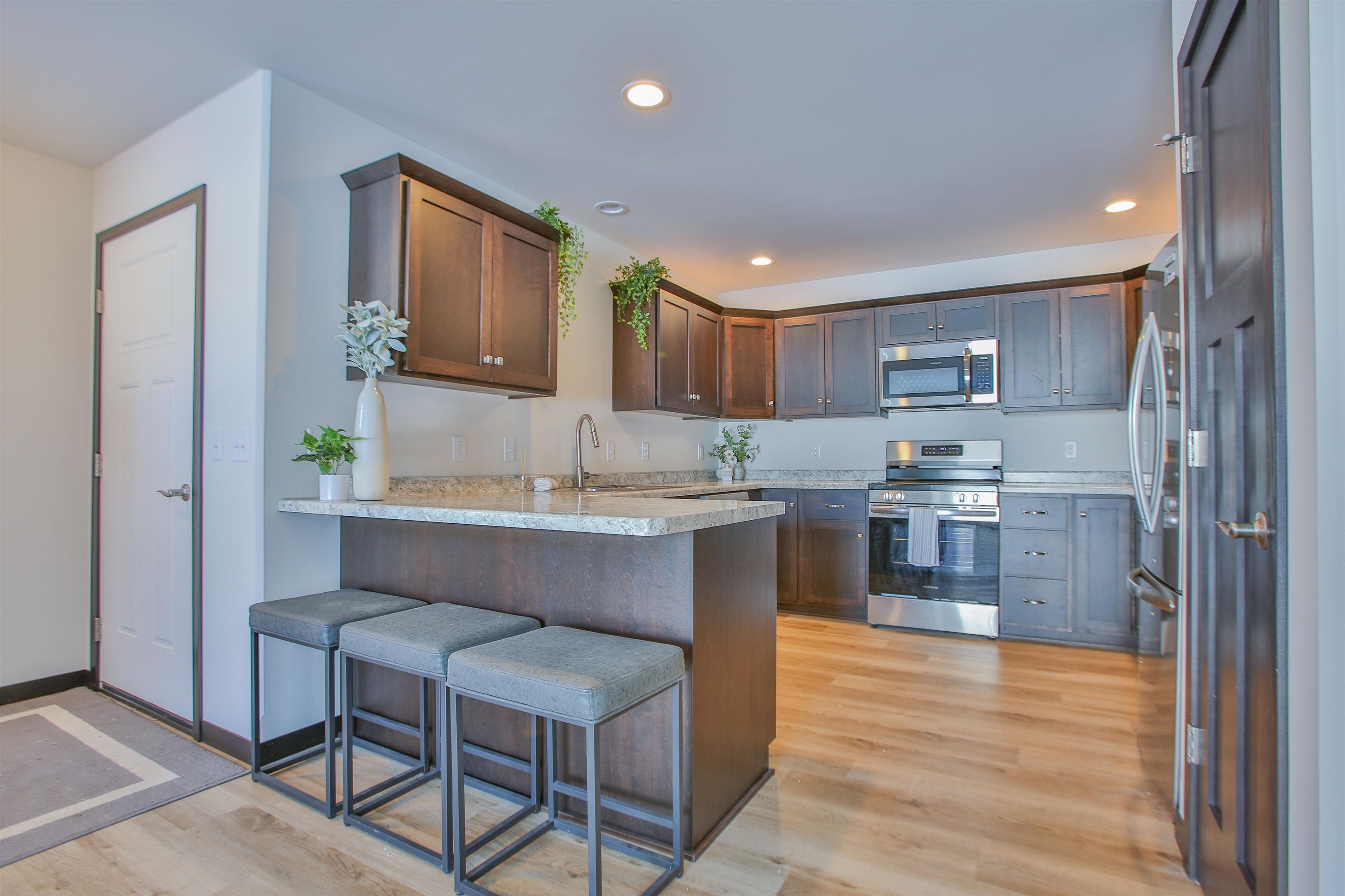 880 MORNING STAR LANE, Plover, Wisconsin 54467, 2 Bedrooms Bedrooms, ,1 BathroomBathrooms,Residential,For Sale,880 MORNING STAR LANE,22604291