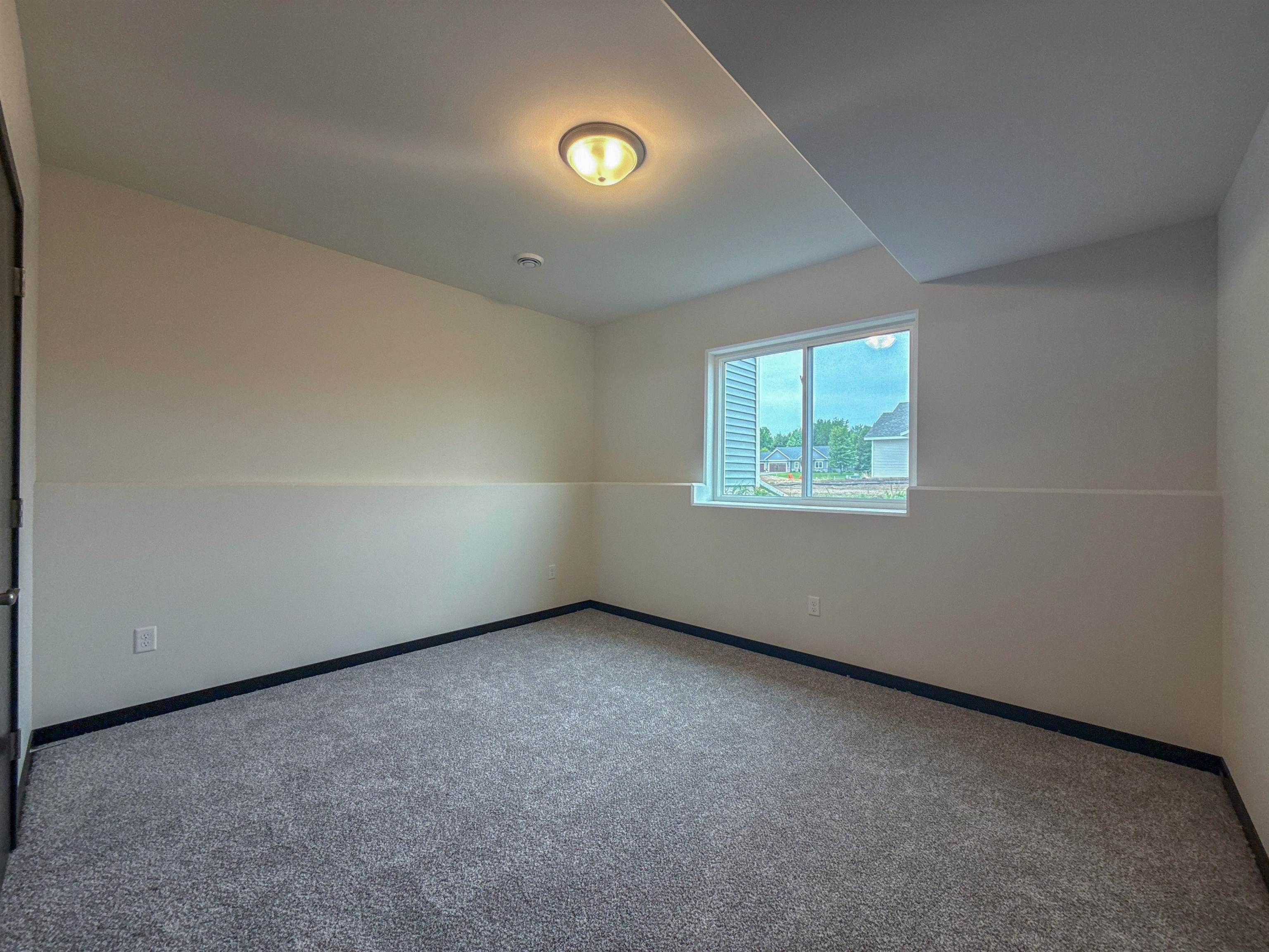 575 STILL WATERS LANE, Plover, Wisconsin 54467, 3 Bedrooms Bedrooms, ,2 BathroomsBathrooms,Residential,For Sale,575 STILL WATERS LANE,22604294