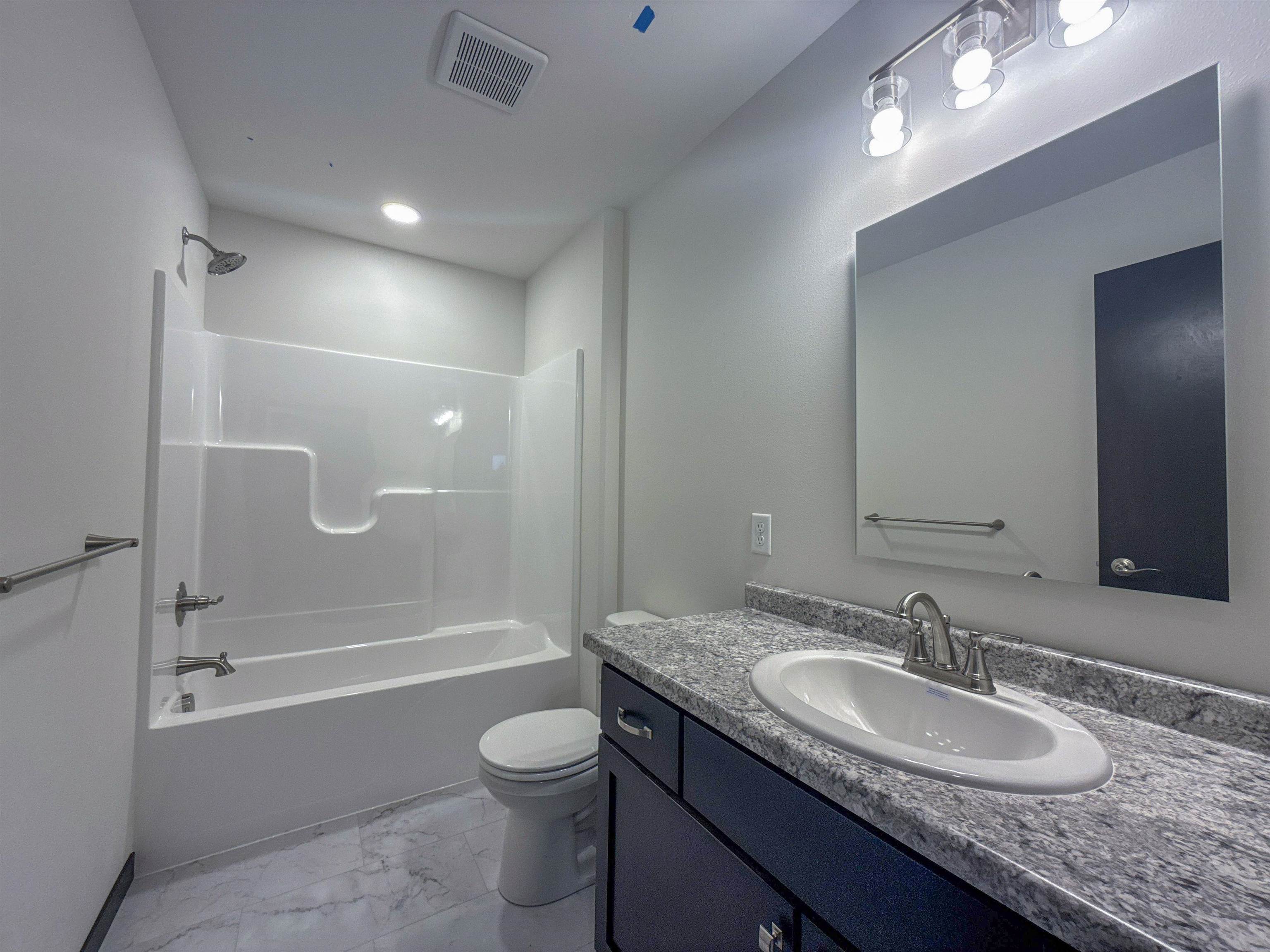 575 STILL WATERS LANE, Plover, Wisconsin 54467, 3 Bedrooms Bedrooms, ,2 BathroomsBathrooms,Residential,For Sale,575 STILL WATERS LANE,22604294