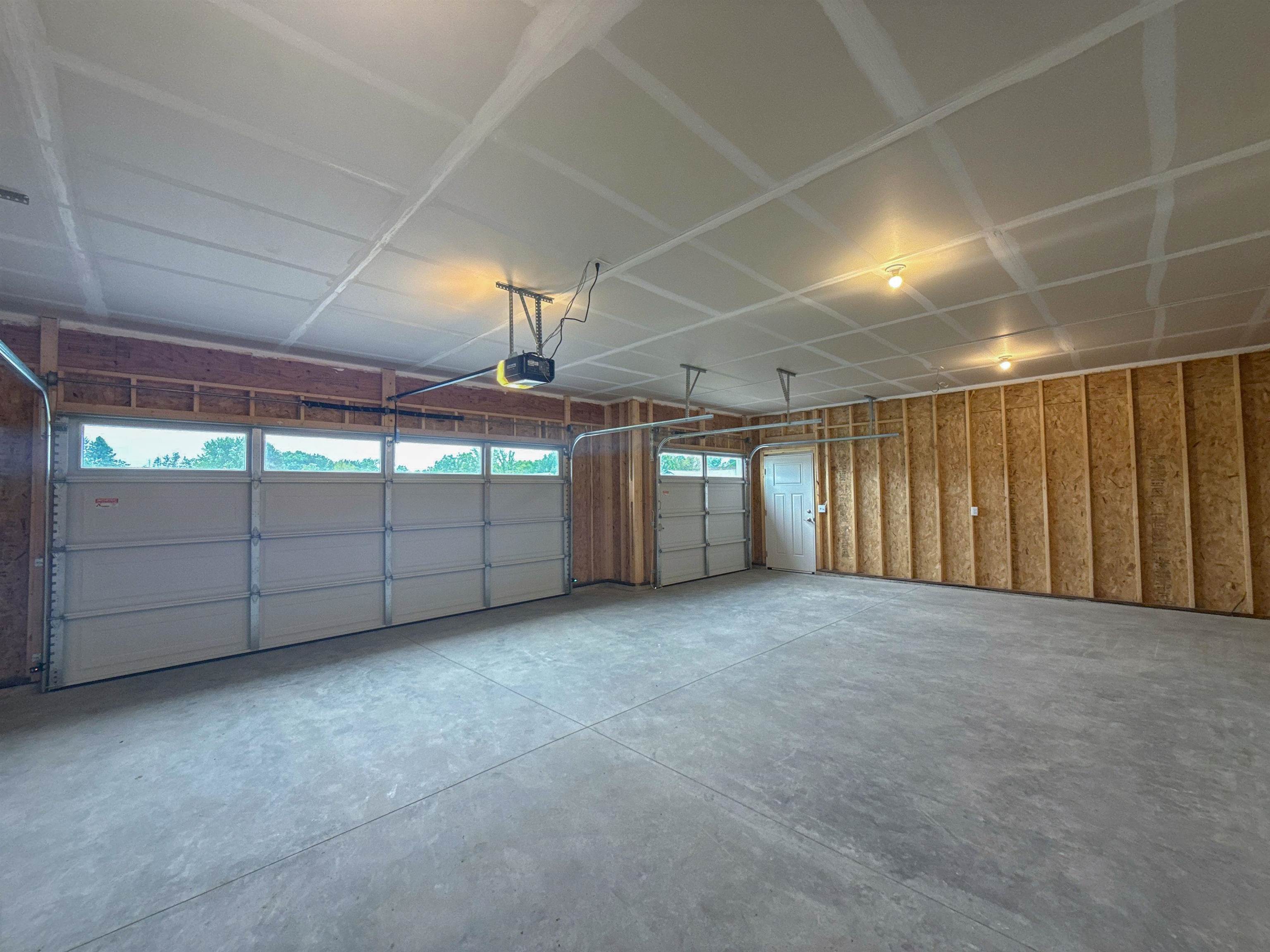 575 STILL WATERS LANE, Plover, Wisconsin 54467, 3 Bedrooms Bedrooms, ,2 BathroomsBathrooms,Residential,For Sale,575 STILL WATERS LANE,22604294