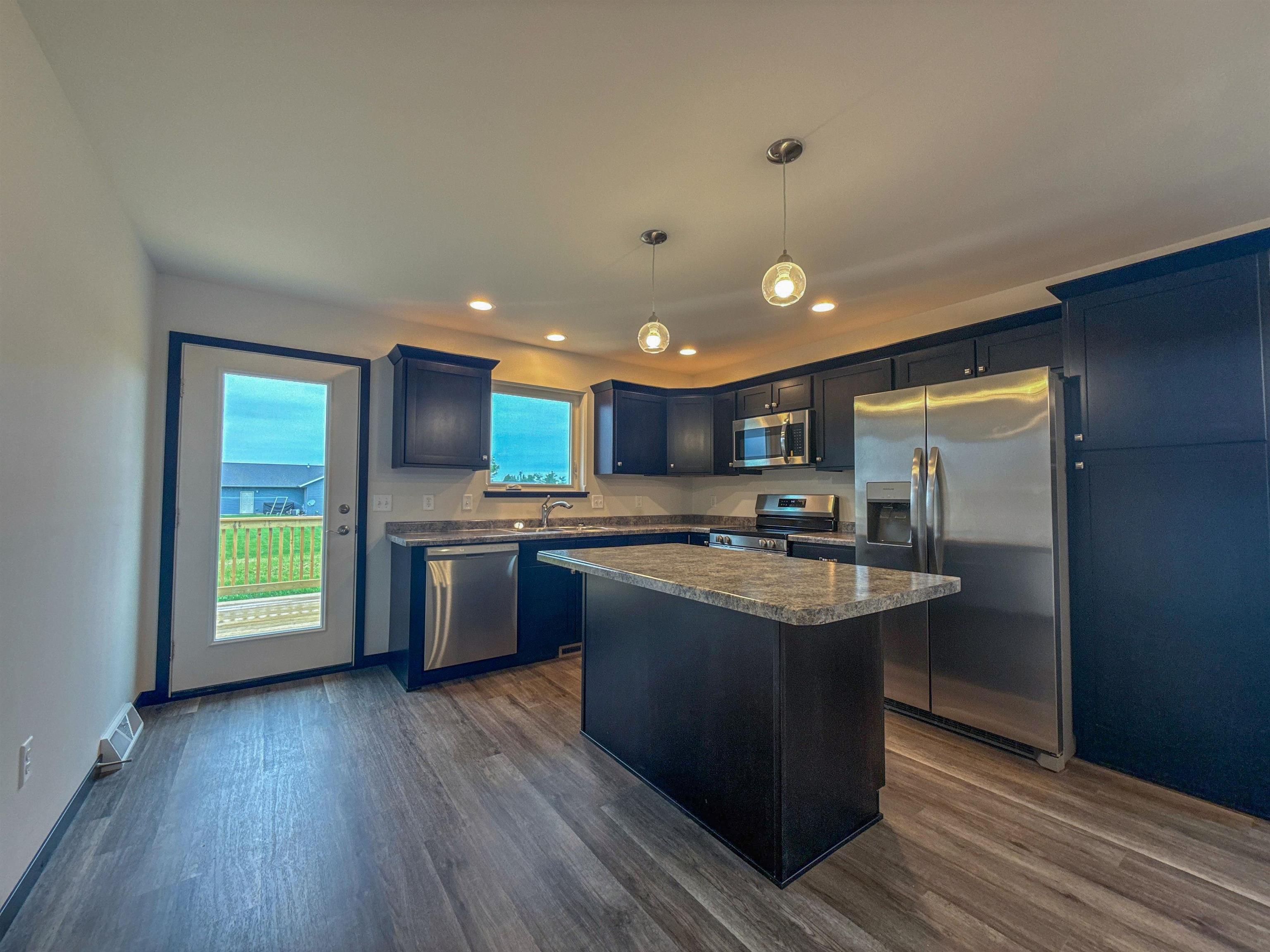 575 STILL WATERS LANE, Plover, Wisconsin 54467, 3 Bedrooms Bedrooms, ,2 BathroomsBathrooms,Residential,For Sale,575 STILL WATERS LANE,22604294