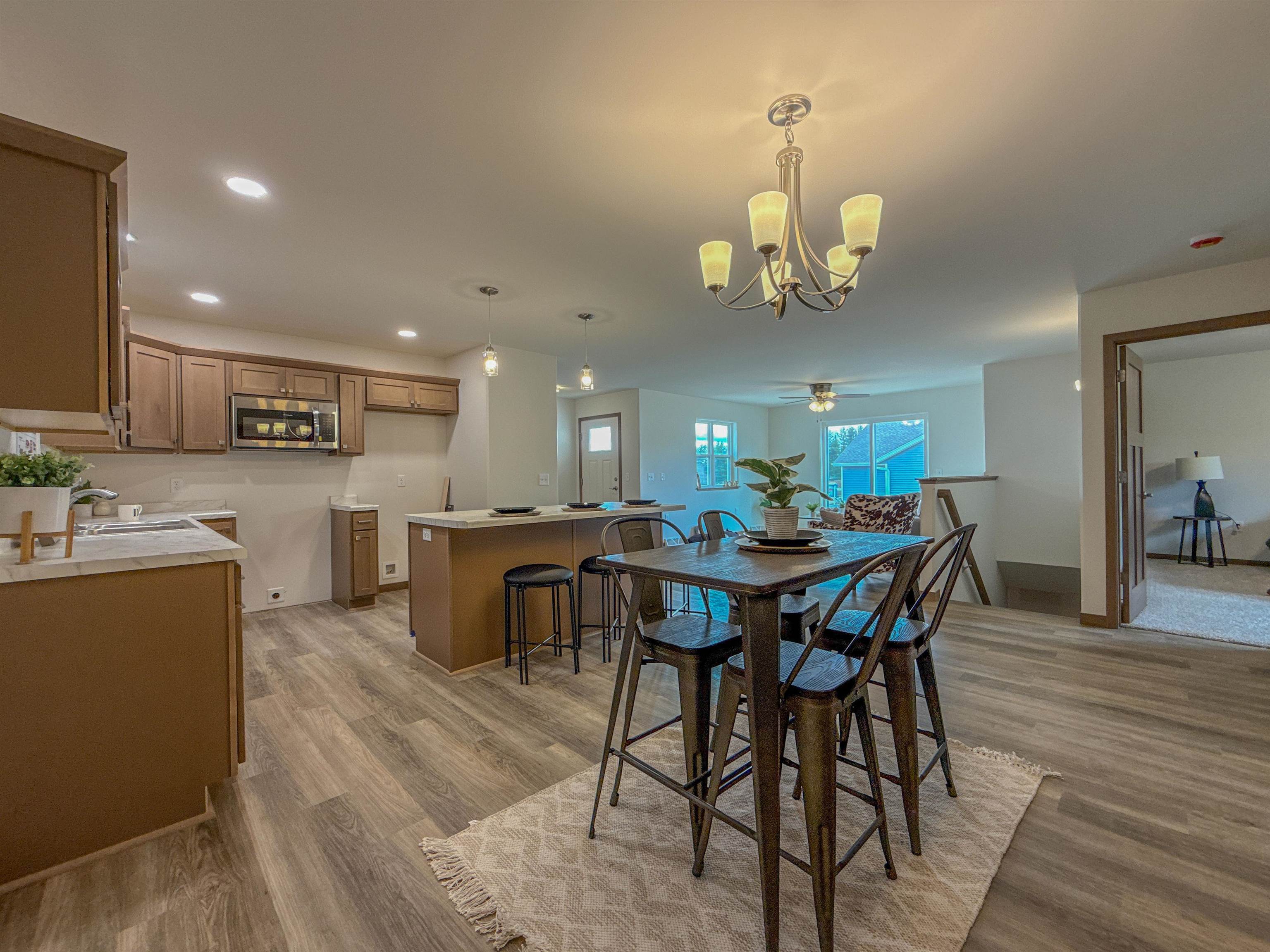 890 MORNING STAR LANE, Plover, Wisconsin 54467, 2 Bedrooms Bedrooms, ,2 BathroomsBathrooms,Residential,For Sale,890 MORNING STAR LANE,22604296
