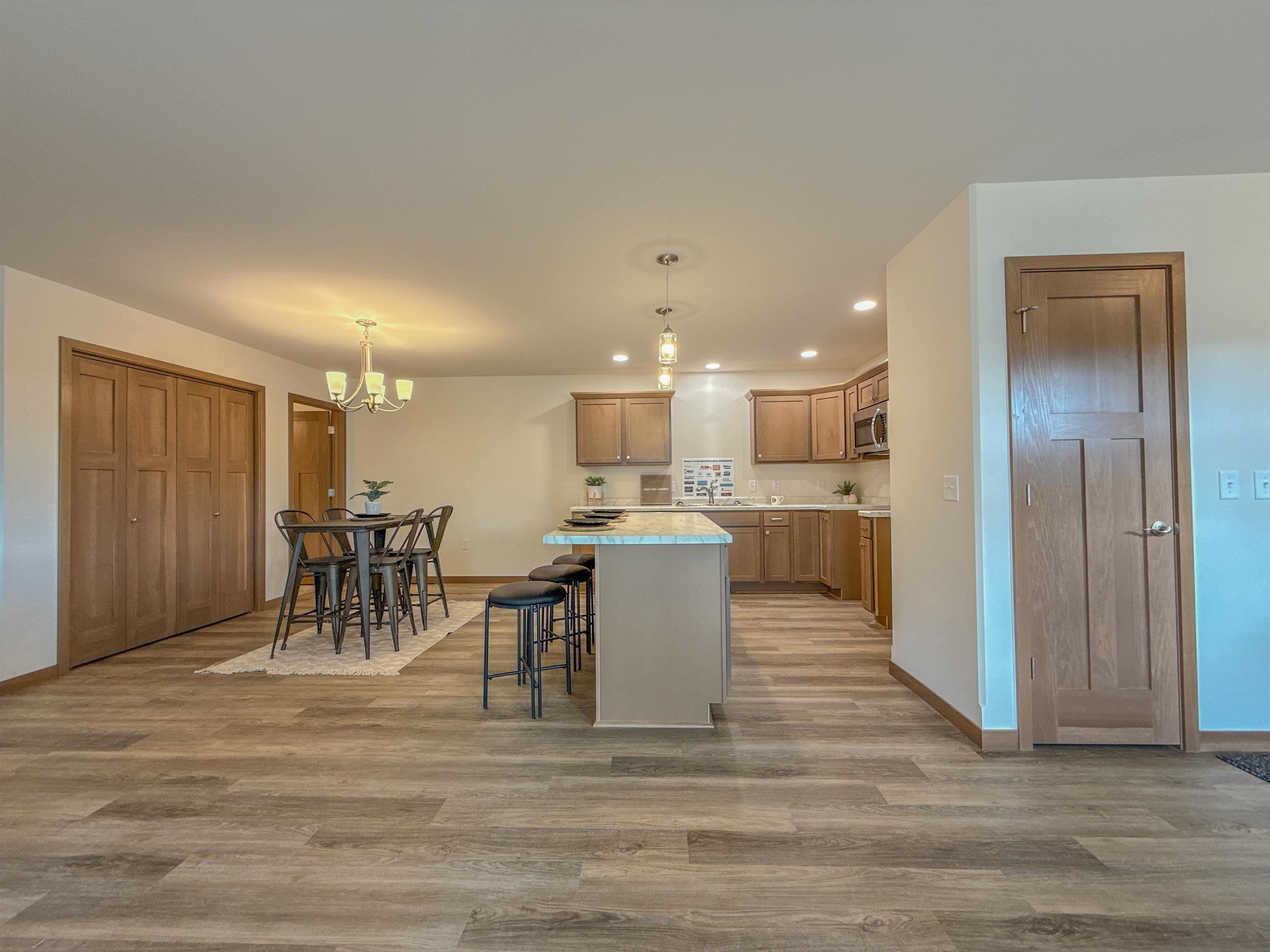 890 MORNING STAR LANE, Plover, Wisconsin 54467, 2 Bedrooms Bedrooms, ,2 BathroomsBathrooms,Residential,For Sale,890 MORNING STAR LANE,22604296