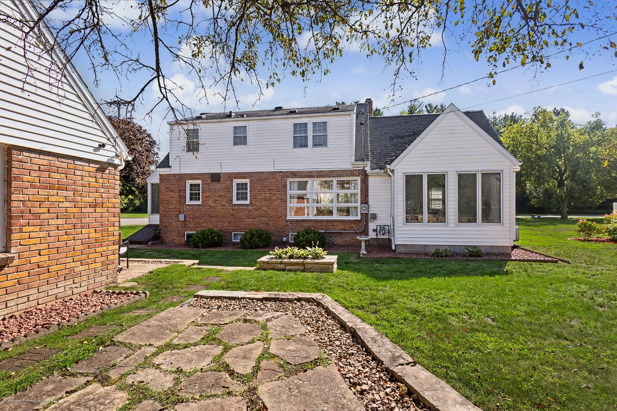 991 WISCONSIN RIVER DRIVE, Port Edwards, Wisconsin 54469, 3 Bedrooms Bedrooms, ,3 BathroomsBathrooms,Residential,For Sale,991 WISCONSIN RIVER DRIVE,22604297