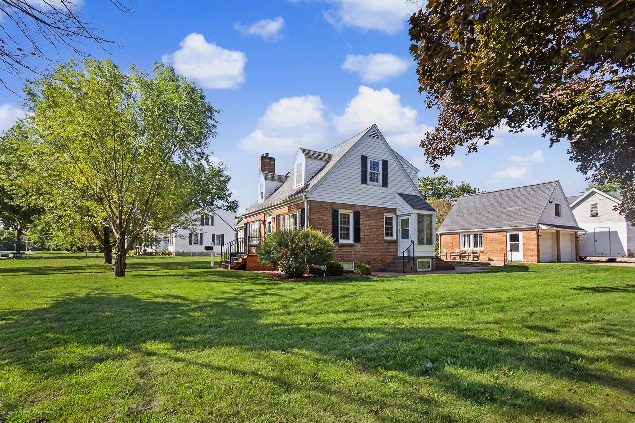 991 WISCONSIN RIVER DRIVE, Port Edwards, Wisconsin 54469, 3 Bedrooms Bedrooms, ,3 BathroomsBathrooms,Residential,For Sale,991 WISCONSIN RIVER DRIVE,22604297