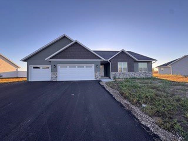 4514 MORELAND ROAD, Plover, Wisconsin 54467, 3 Bedrooms Bedrooms, ,2 BathroomsBathrooms,Residential,For Sale,4514 MORELAND ROAD,22604300