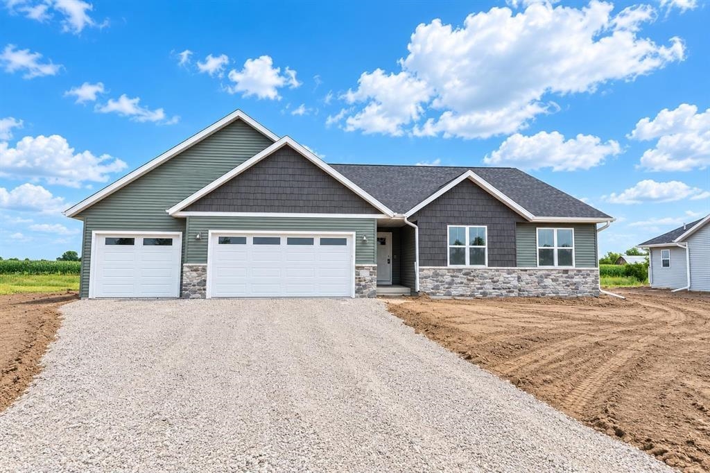 4514 MORELAND ROAD, Plover, Wisconsin 54467, 3 Bedrooms Bedrooms, ,2 BathroomsBathrooms,Residential,For Sale,4514 MORELAND ROAD,22604300