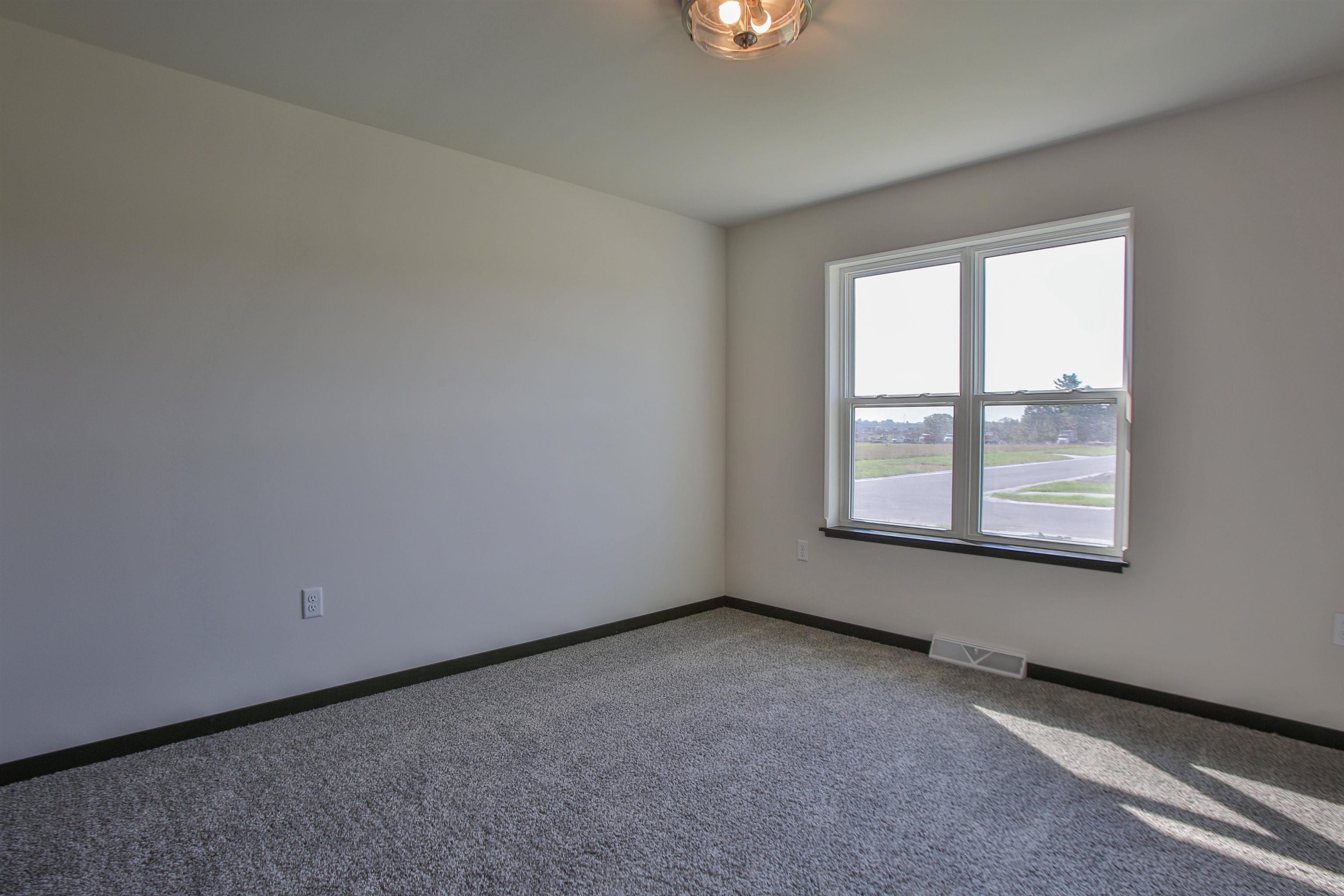 4514 MORELAND ROAD, Plover, Wisconsin 54467, 3 Bedrooms Bedrooms, ,2 BathroomsBathrooms,Residential,For Sale,4514 MORELAND ROAD,22604300