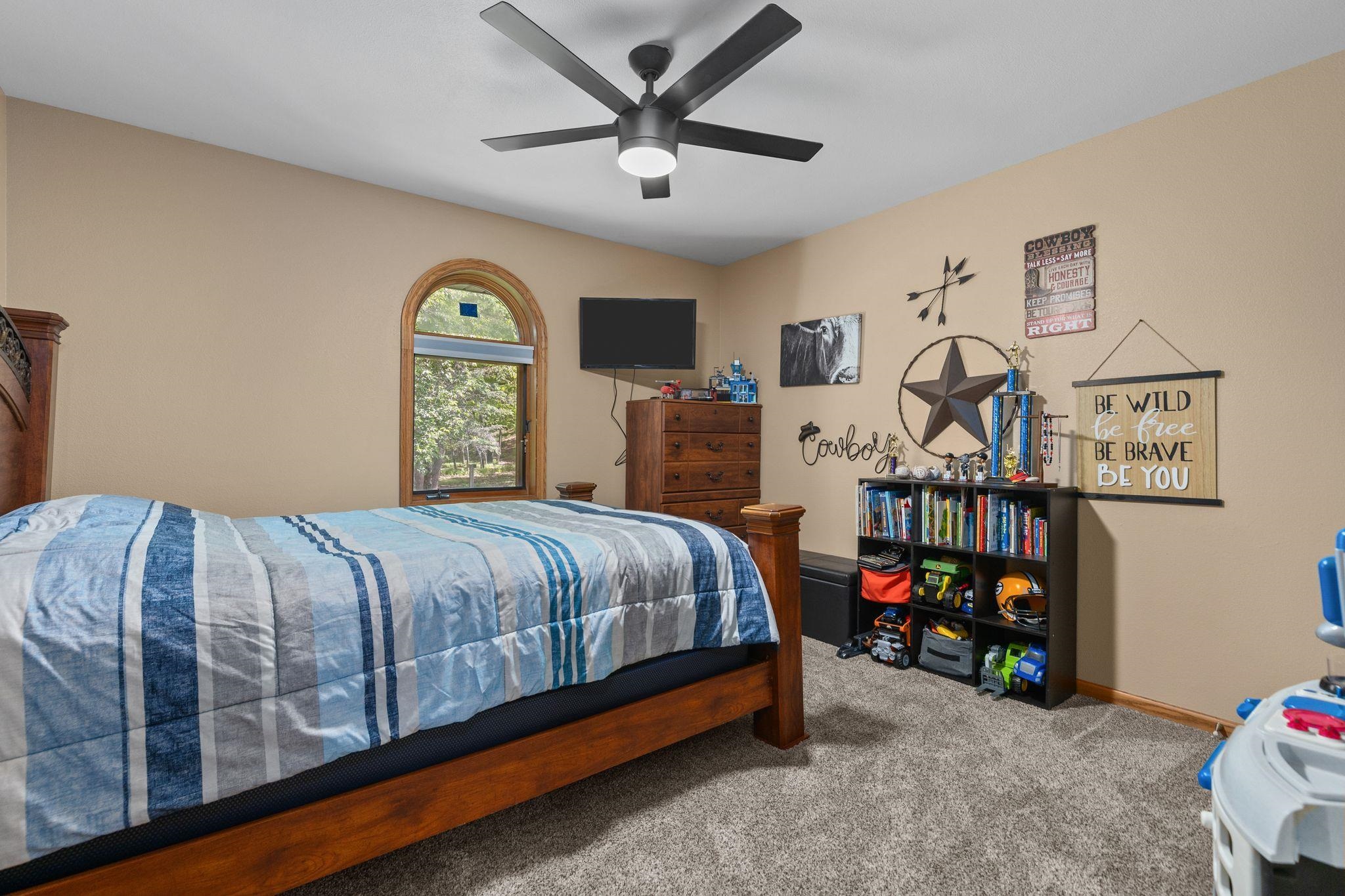 13359 HOLLYWOOD ROAD, Nekoosa, Wisconsin 54457, 4 Bedrooms Bedrooms, ,3 BathroomsBathrooms,Residential,For Sale,13359 HOLLYWOOD ROAD,22604306