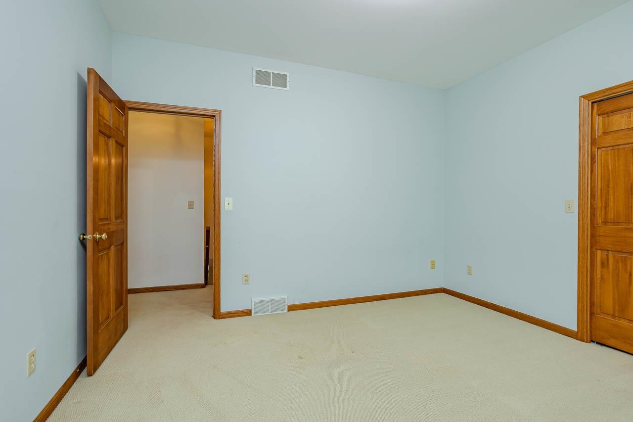 4029 CRESTWOOD DRIVE, Wausau, Wisconsin 54403, 4 Bedrooms Bedrooms, ,3 BathroomsBathrooms,Residential,For Sale,4029 CRESTWOOD DRIVE,22604309