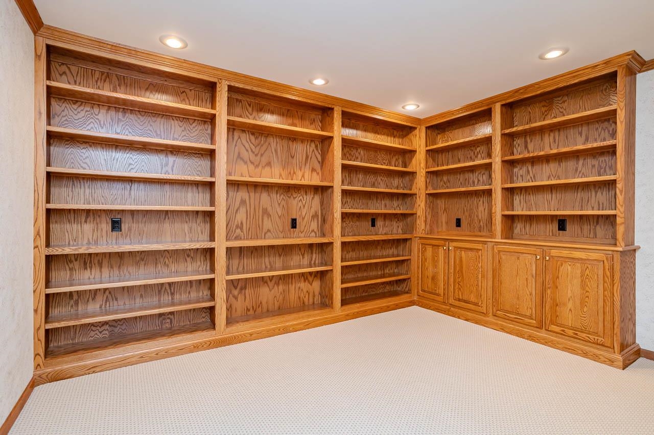 4029 CRESTWOOD DRIVE, Wausau, Wisconsin 54403, 4 Bedrooms Bedrooms, ,3 BathroomsBathrooms,Residential,For Sale,4029 CRESTWOOD DRIVE,22604309