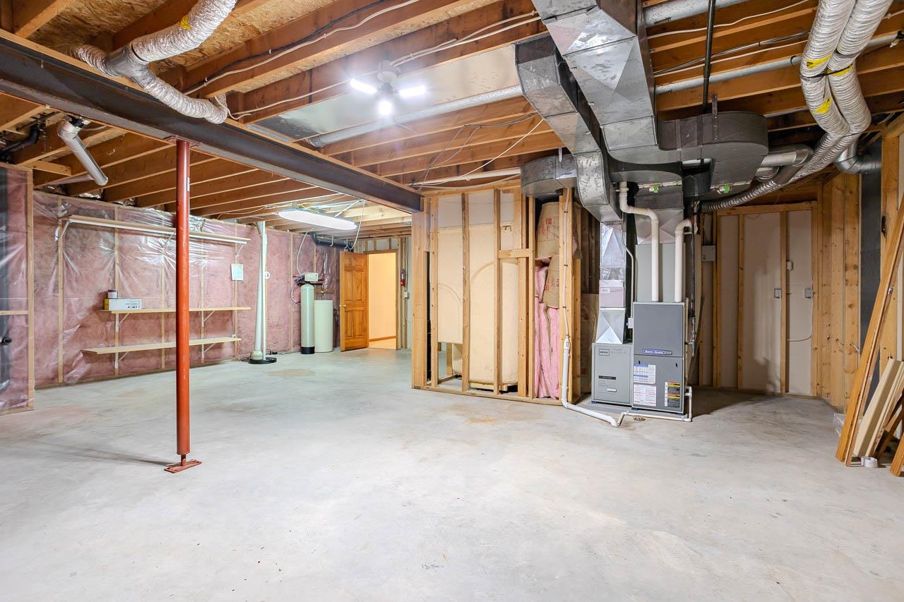 4029 CRESTWOOD DRIVE, Wausau, Wisconsin 54403, 4 Bedrooms Bedrooms, ,3 BathroomsBathrooms,Residential,For Sale,4029 CRESTWOOD DRIVE,22604309