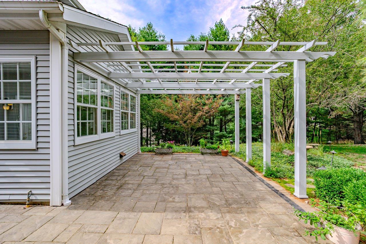 4029 CRESTWOOD DRIVE, Wausau, Wisconsin 54403, 4 Bedrooms Bedrooms, ,3 BathroomsBathrooms,Residential,For Sale,4029 CRESTWOOD DRIVE,22604309