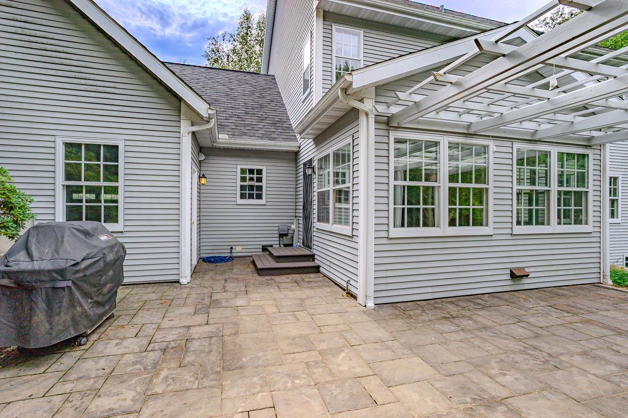 4029 CRESTWOOD DRIVE, Wausau, Wisconsin 54403, 4 Bedrooms Bedrooms, ,3 BathroomsBathrooms,Residential,For Sale,4029 CRESTWOOD DRIVE,22604309