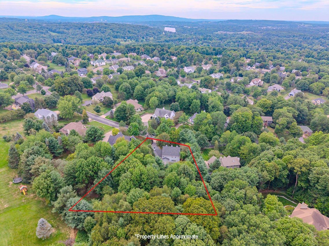 4029 CRESTWOOD DRIVE, Wausau, Wisconsin 54403, 4 Bedrooms Bedrooms, ,3 BathroomsBathrooms,Residential,For Sale,4029 CRESTWOOD DRIVE,22604309