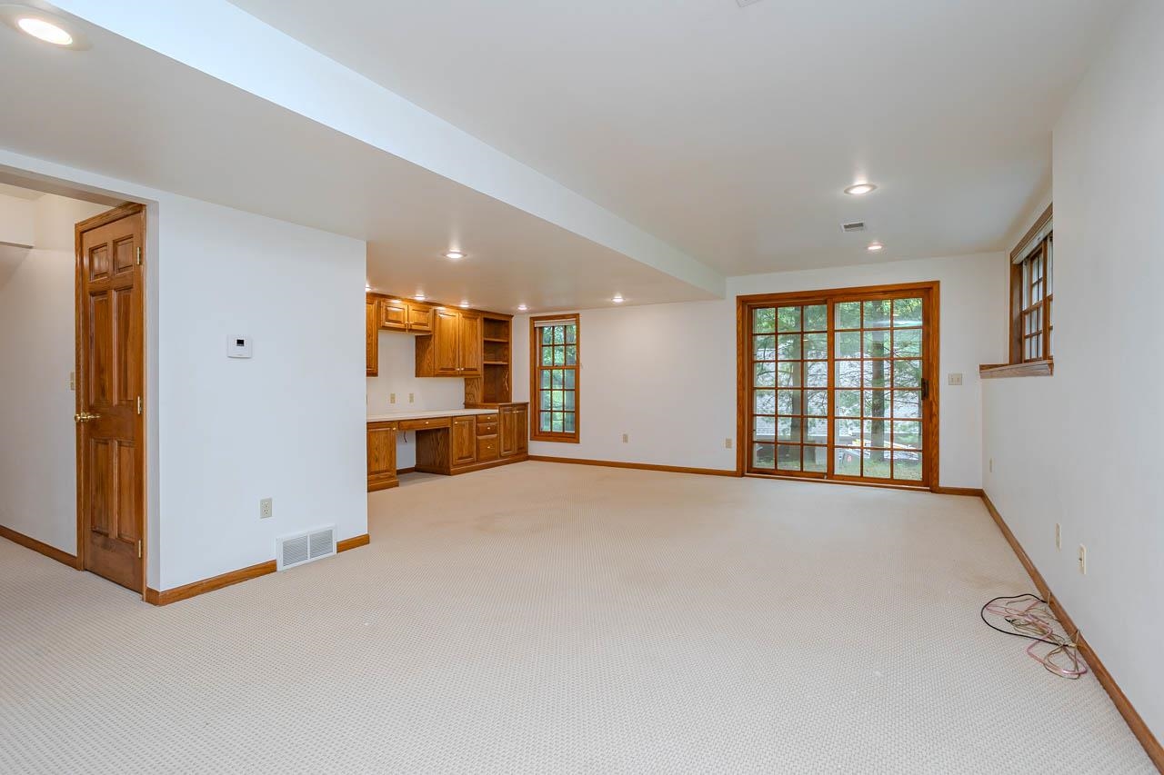 4029 CRESTWOOD DRIVE, Wausau, Wisconsin 54403, 4 Bedrooms Bedrooms, ,3 BathroomsBathrooms,Residential,For Sale,4029 CRESTWOOD DRIVE,22604309