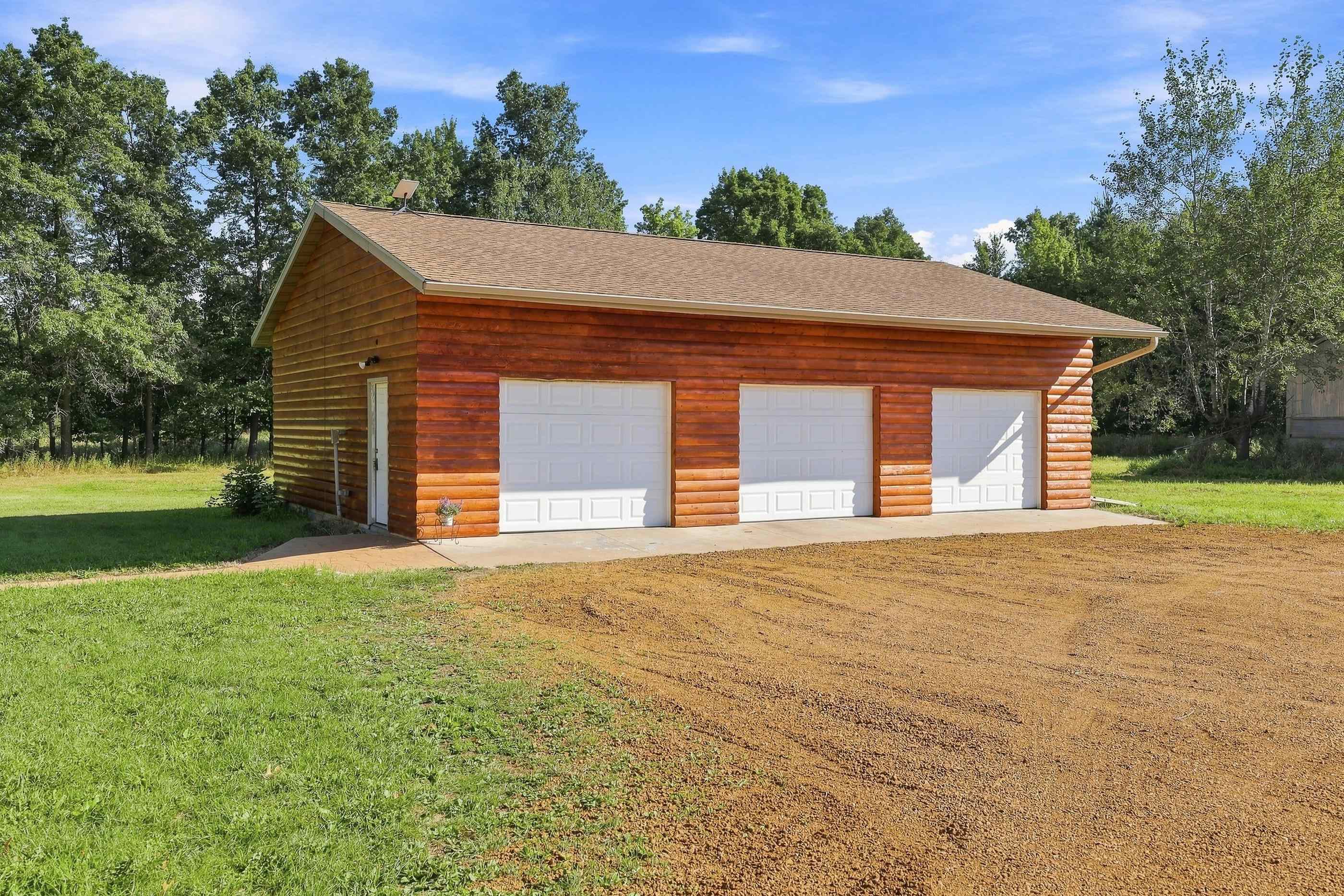3962 DAIRY ROAD, Pittsville, Wisconsin 54466, 5 Bedrooms Bedrooms, ,2 BathroomsBathrooms,Residential,For Sale,3962 DAIRY ROAD,22604311