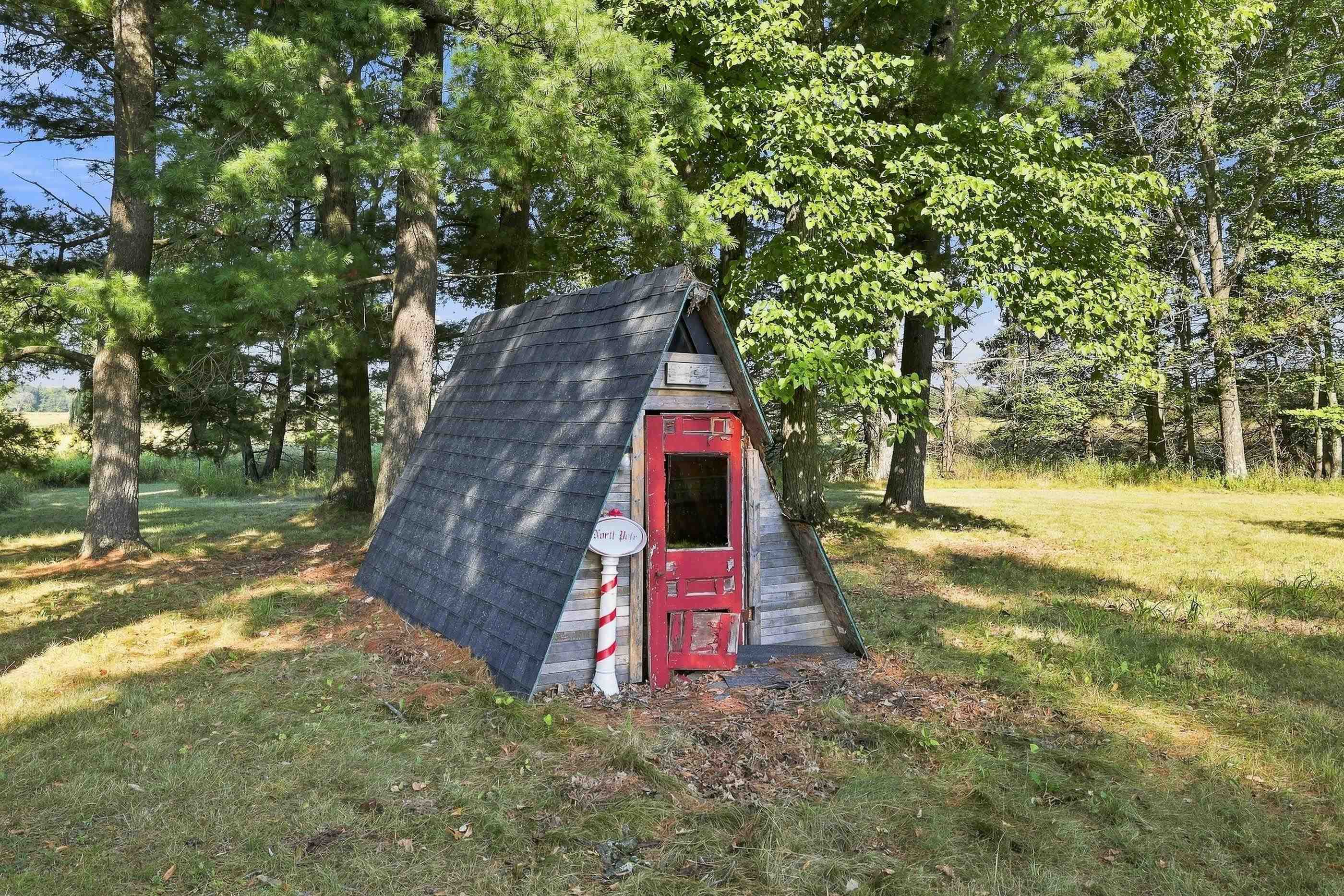 3962 DAIRY ROAD, Pittsville, Wisconsin 54466, 5 Bedrooms Bedrooms, ,2 BathroomsBathrooms,Residential,For Sale,3962 DAIRY ROAD,22604311