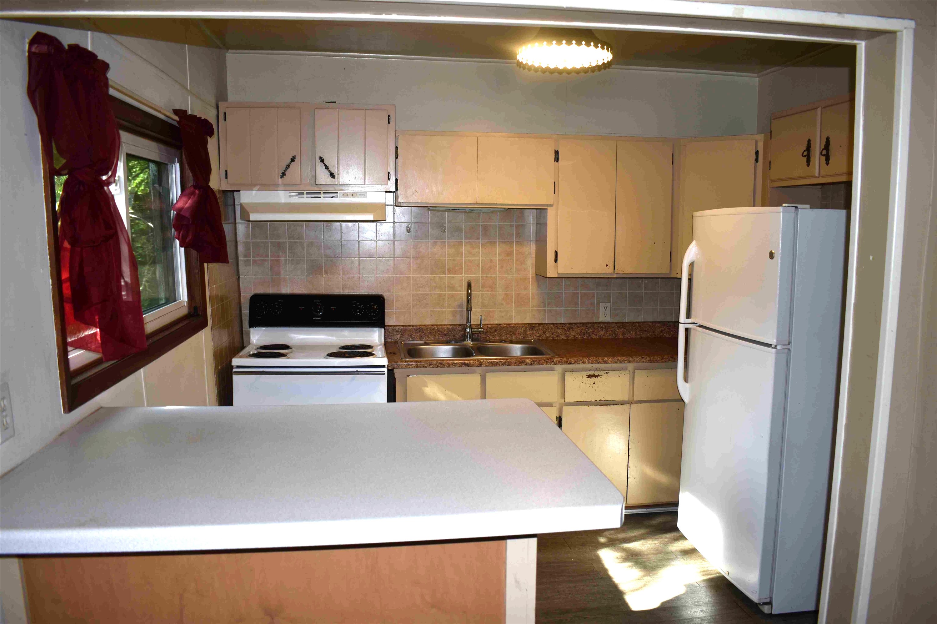 1640 COLLEGE AVENUE, Stevens Point, Wisconsin 54481, 4 Bedrooms Bedrooms, ,1 BathroomBathrooms,Multi-family,For Sale,1640 COLLEGE AVENUE,22604314