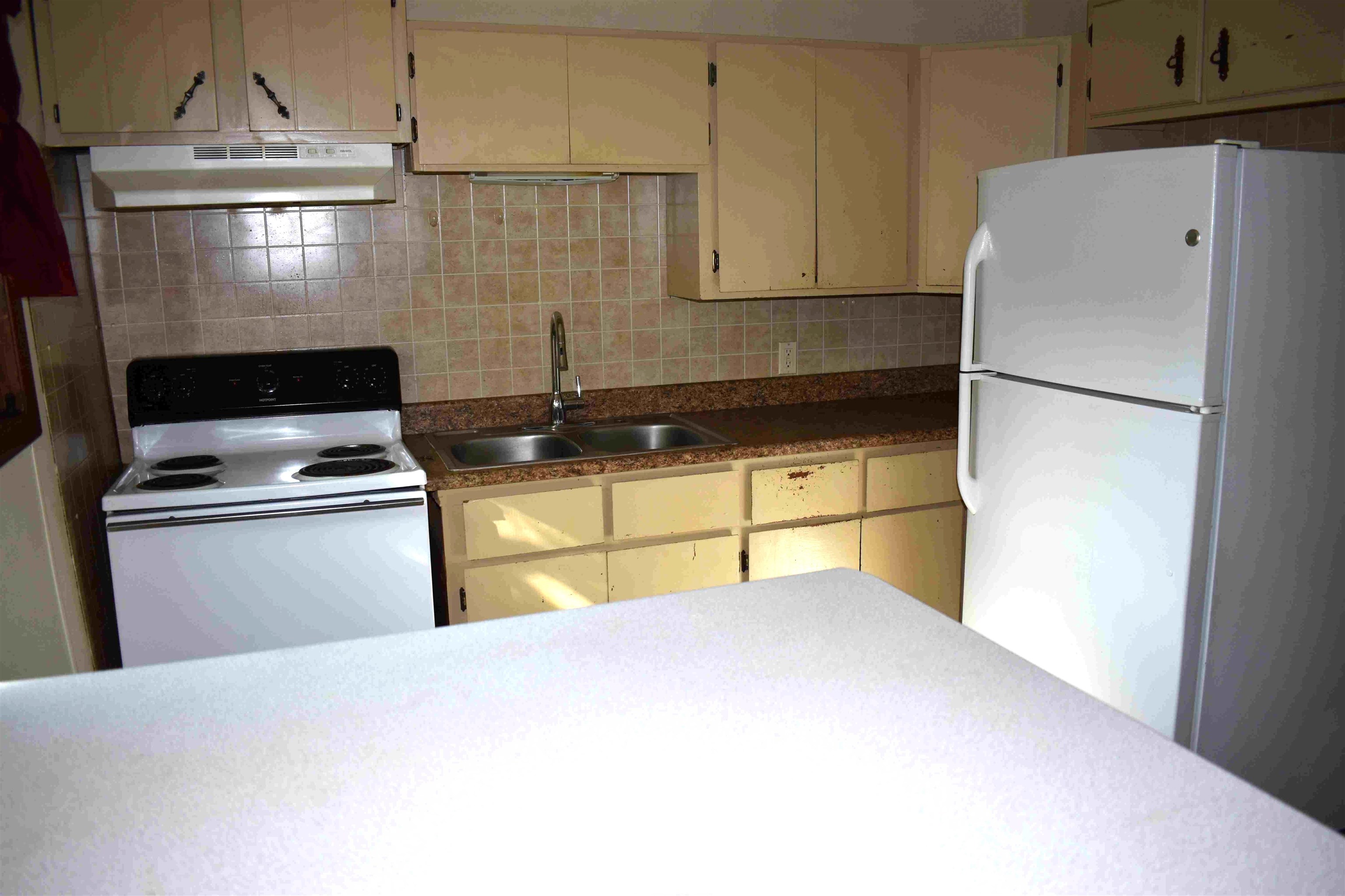 1640 COLLEGE AVENUE, Stevens Point, Wisconsin 54481, 4 Bedrooms Bedrooms, ,1 BathroomBathrooms,Multi-family,For Sale,1640 COLLEGE AVENUE,22604314