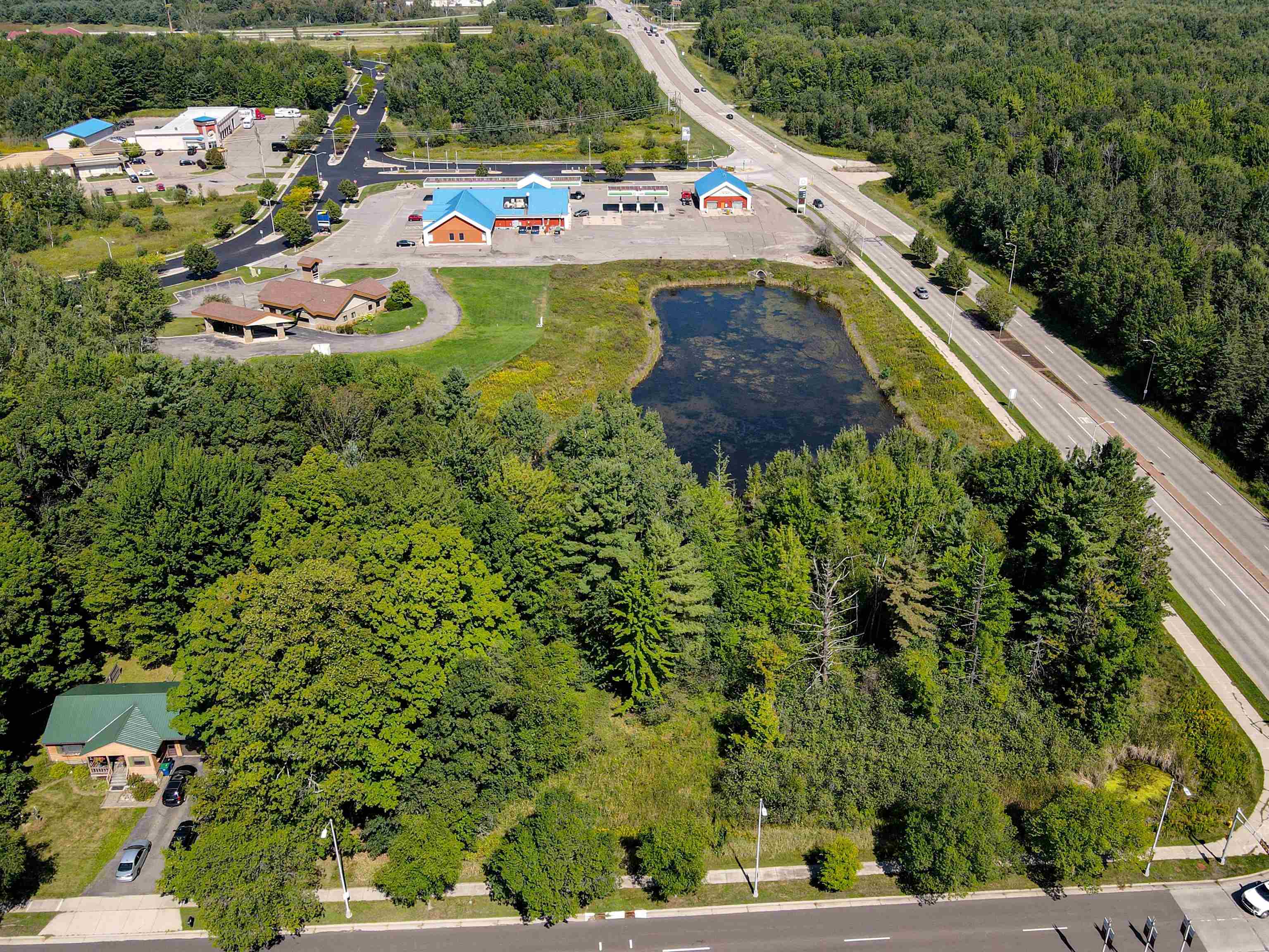 3910-3914 WESTON AVENUE, Weston, Wisconsin 54476, ,Commercial/industrial,For Sale,3910-3914 WESTON AVENUE,22604317