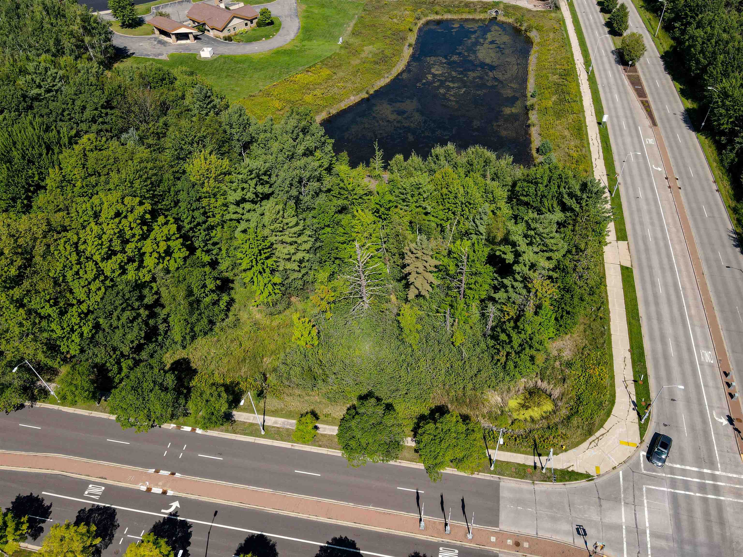 3910-3914 WESTON AVENUE, Weston, Wisconsin 54476, ,Commercial/industrial,For Sale,3910-3914 WESTON AVENUE,22604317