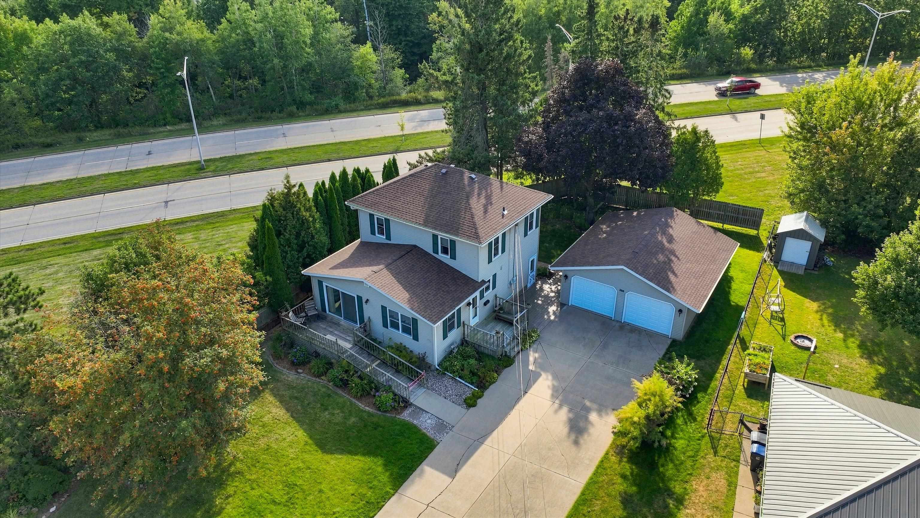 208 N WOOD AVENUE, Marshfield, Wisconsin 54449, 4 Bedrooms Bedrooms, ,1 BathroomBathrooms,Residential,For Sale,208 N WOOD AVENUE,22604322
