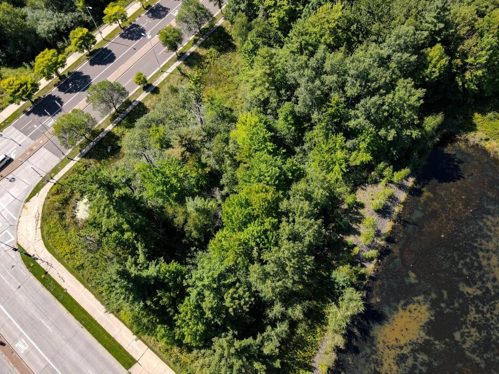3914 WESTON AVENUE, Weston, Wisconsin 54476, ,Commercial/industrial,For Sale,3914 WESTON AVENUE,22604329