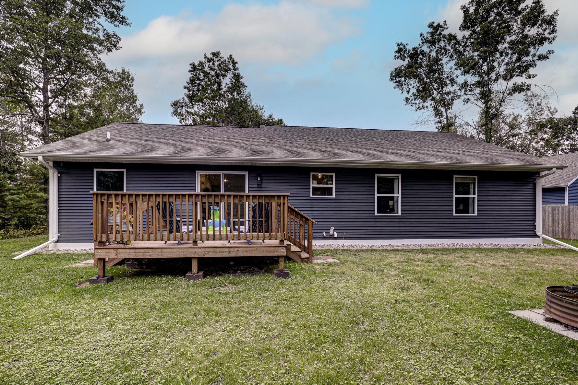 1511 Pine Notch Lane, Tomahawk, Wisconsin 54487, 5 Bedrooms Bedrooms, ,3 BathroomsBathrooms,Residential,For Sale,1511 Pine Notch Lane,22604330