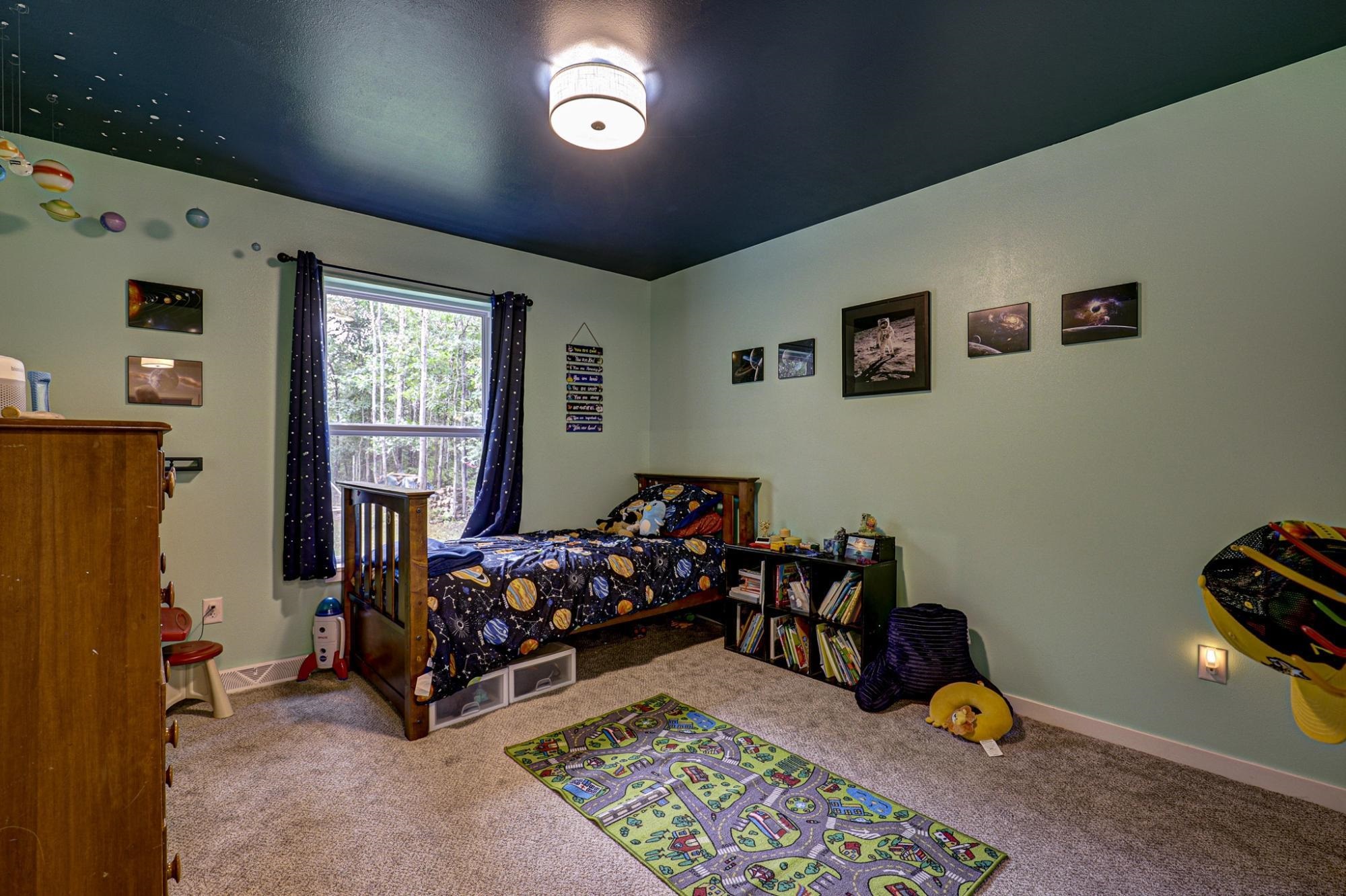 1511 Pine Notch Lane, Tomahawk, Wisconsin 54487, 5 Bedrooms Bedrooms, ,3 BathroomsBathrooms,Residential,For Sale,1511 Pine Notch Lane,22604330