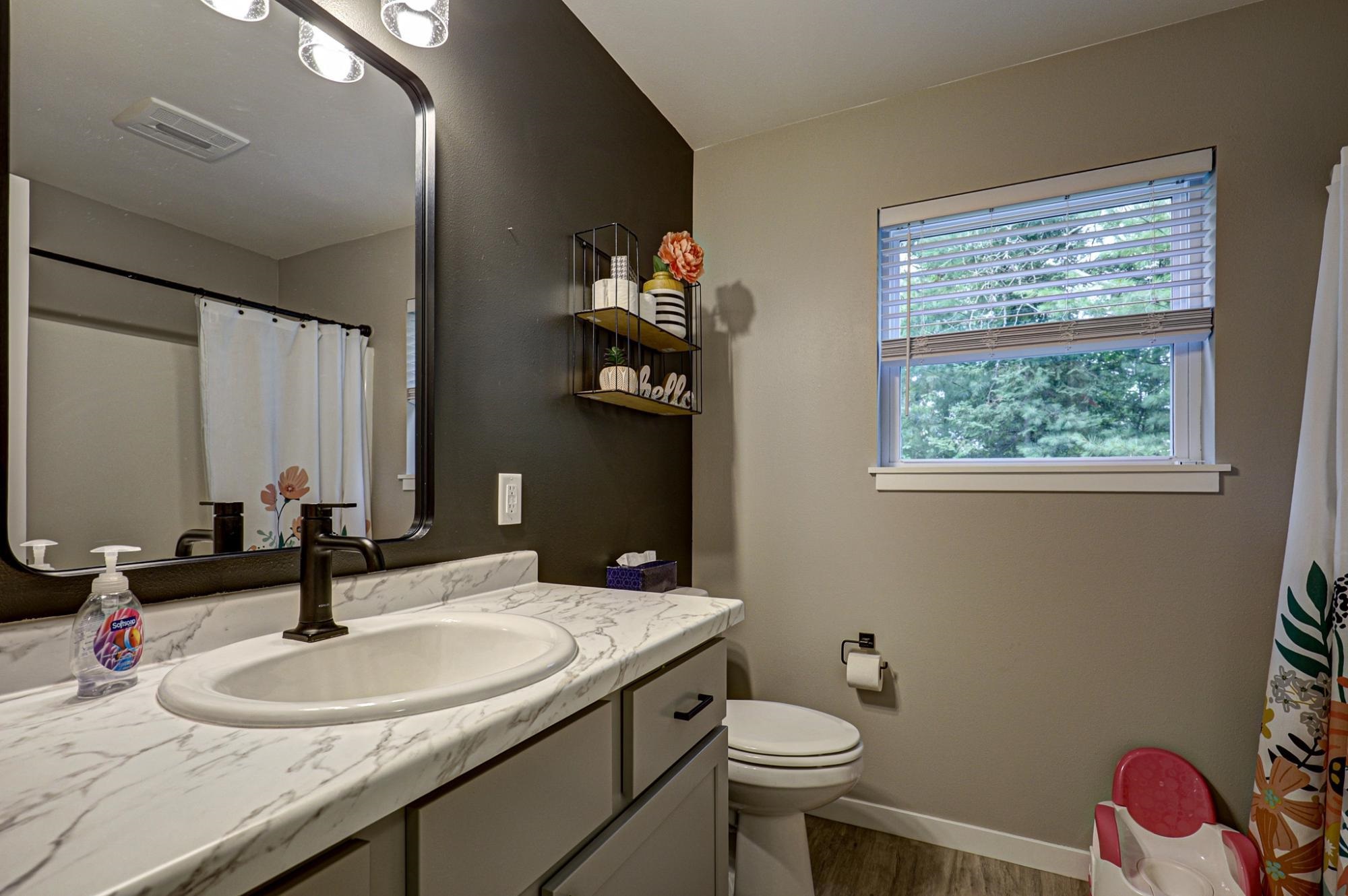 1511 Pine Notch Lane, Tomahawk, Wisconsin 54487, 5 Bedrooms Bedrooms, ,3 BathroomsBathrooms,Residential,For Sale,1511 Pine Notch Lane,22604330