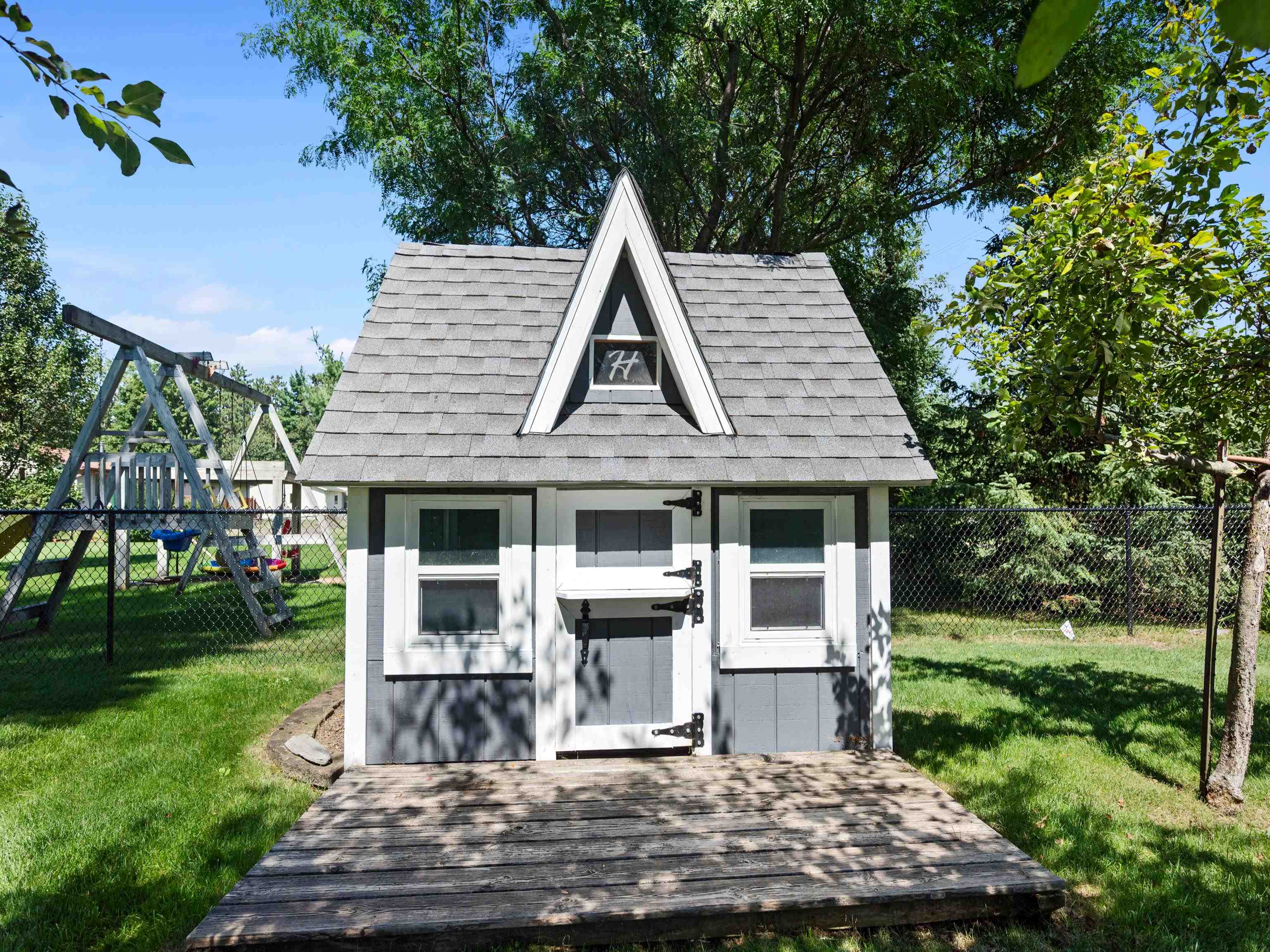 2040 BIRCH DRIVE, Plover, Wisconsin 54467, 4 Bedrooms Bedrooms, ,2 BathroomsBathrooms,Residential,For Sale,2040 BIRCH DRIVE,22604334