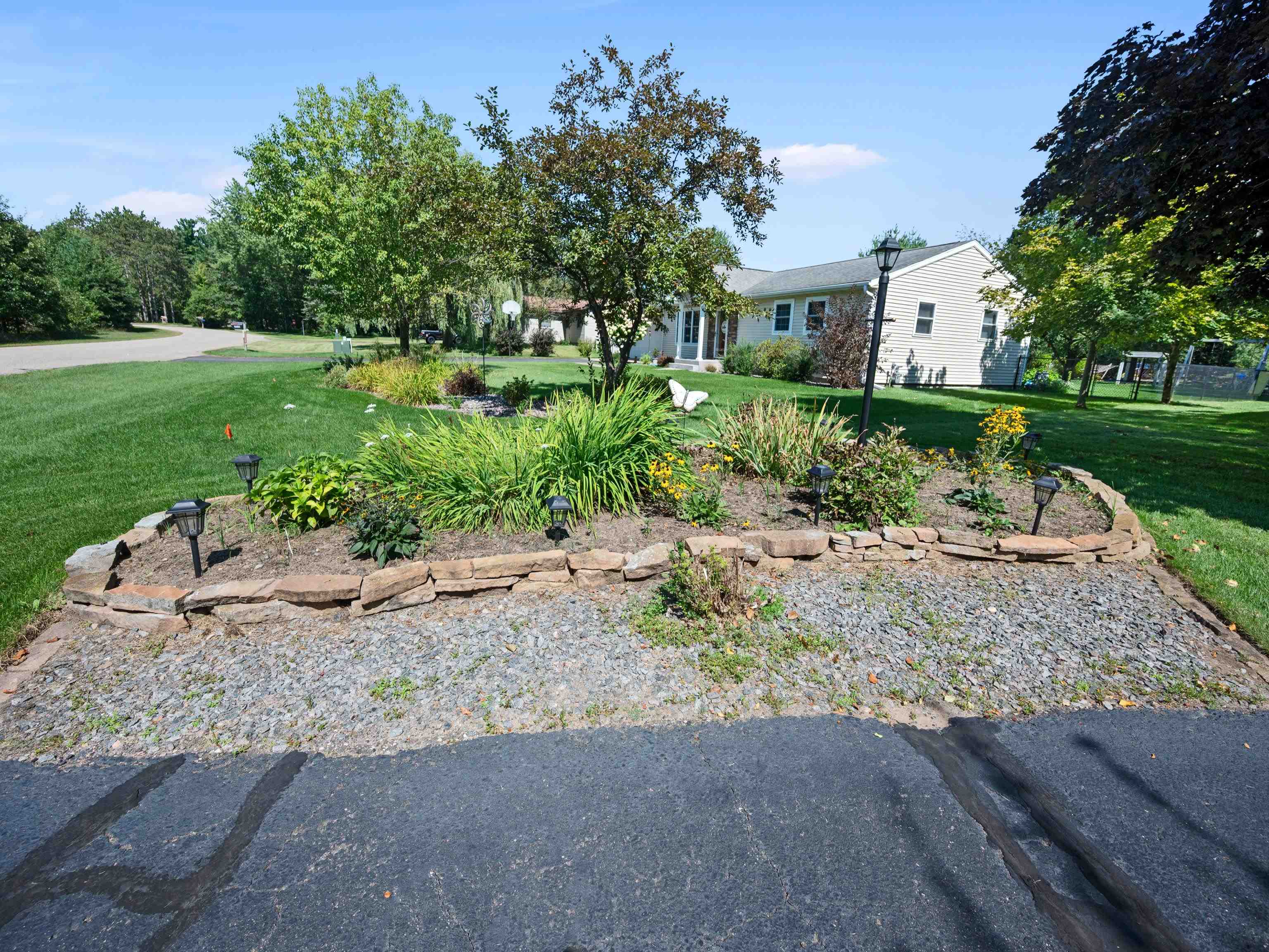 2040 BIRCH DRIVE, Plover, Wisconsin 54467, 4 Bedrooms Bedrooms, ,2 BathroomsBathrooms,Residential,For Sale,2040 BIRCH DRIVE,22604334