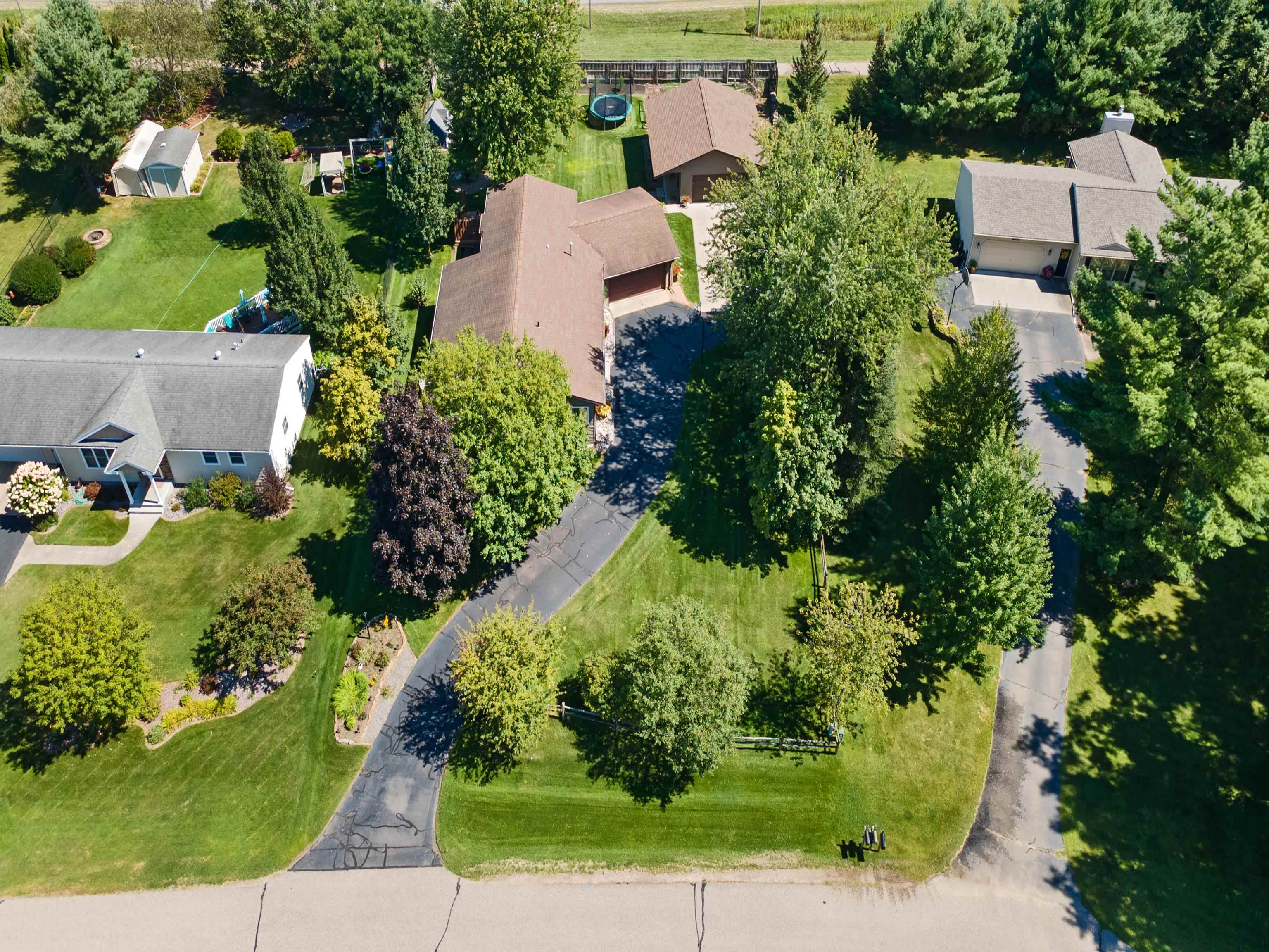 2040 BIRCH DRIVE, Plover, Wisconsin 54467, 4 Bedrooms Bedrooms, ,2 BathroomsBathrooms,Residential,For Sale,2040 BIRCH DRIVE,22604334