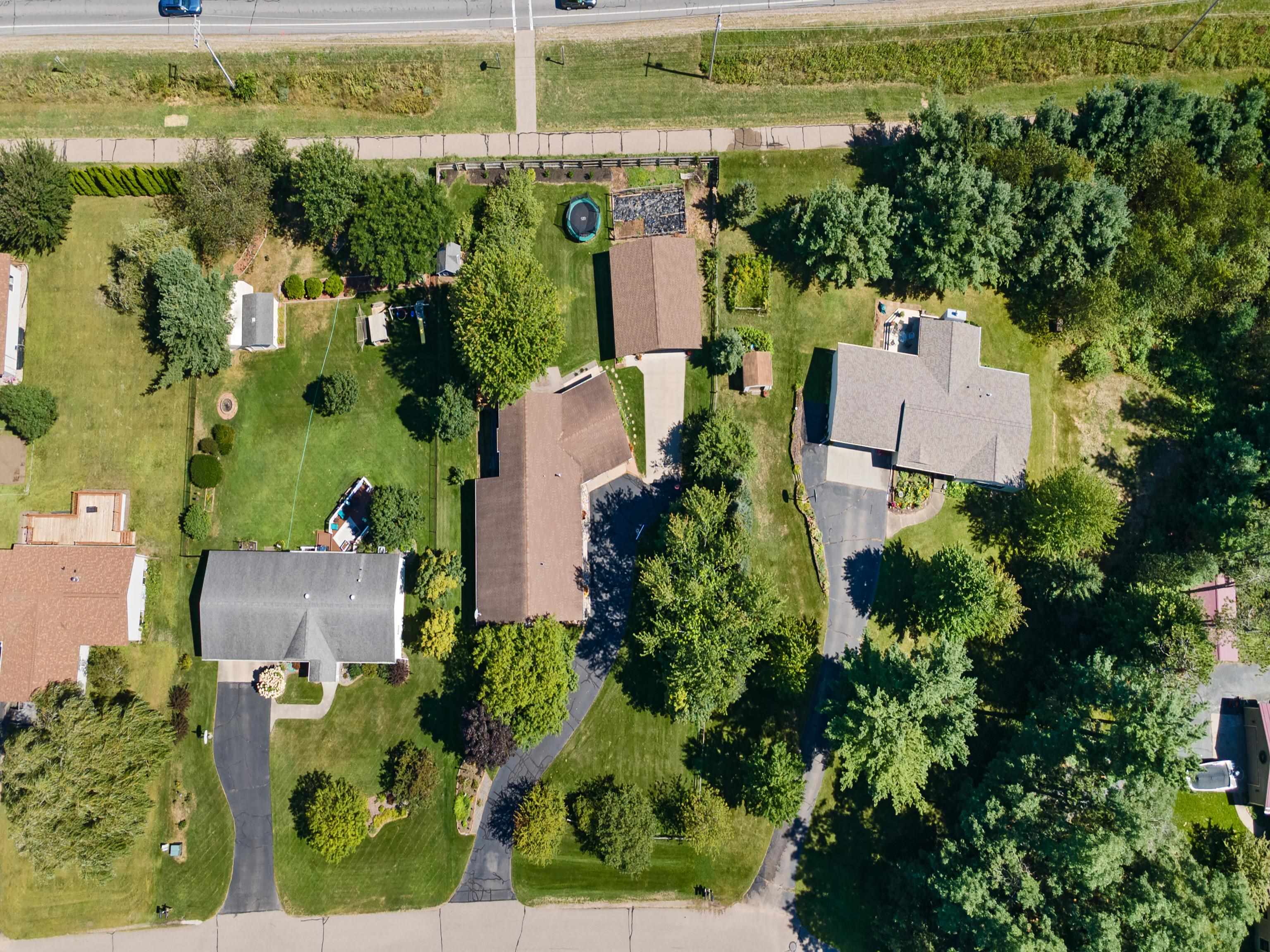 2040 BIRCH DRIVE, Plover, Wisconsin 54467, 4 Bedrooms Bedrooms, ,2 BathroomsBathrooms,Residential,For Sale,2040 BIRCH DRIVE,22604334