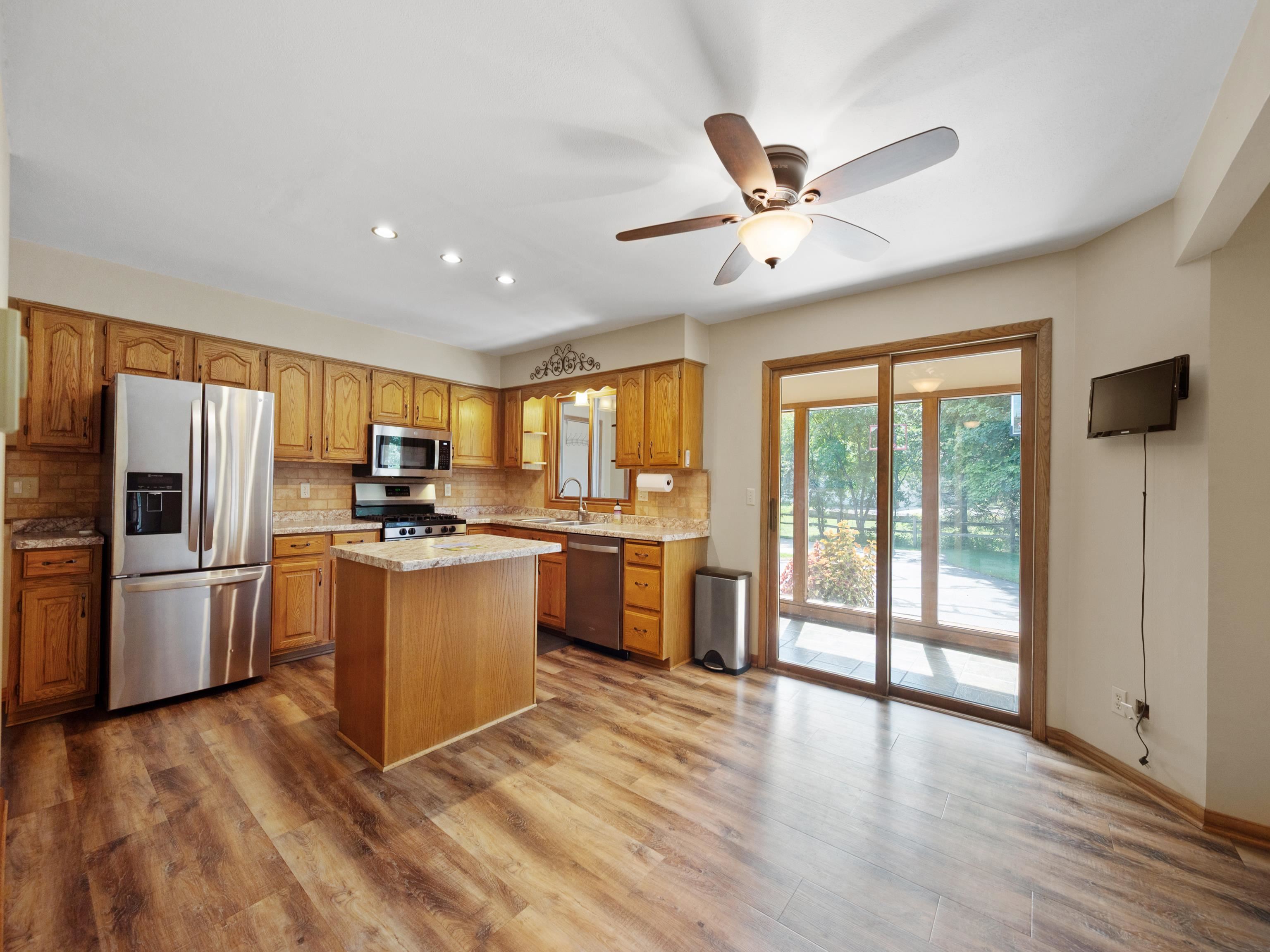2040 BIRCH DRIVE, Plover, Wisconsin 54467, 4 Bedrooms Bedrooms, ,2 BathroomsBathrooms,Residential,For Sale,2040 BIRCH DRIVE,22604334