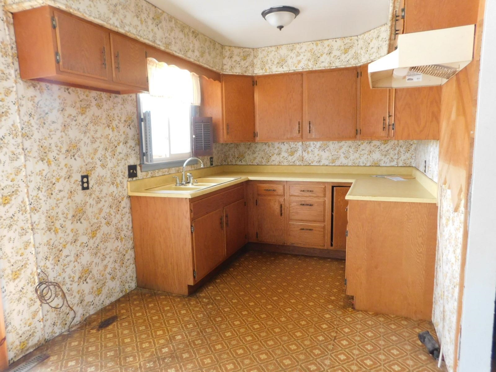 1707 MATHEWS STREET, Merrill, Wisconsin 54452, 3 Bedrooms Bedrooms, ,1 BathroomBathrooms,Residential,For Sale,1707 MATHEWS STREET,22604341