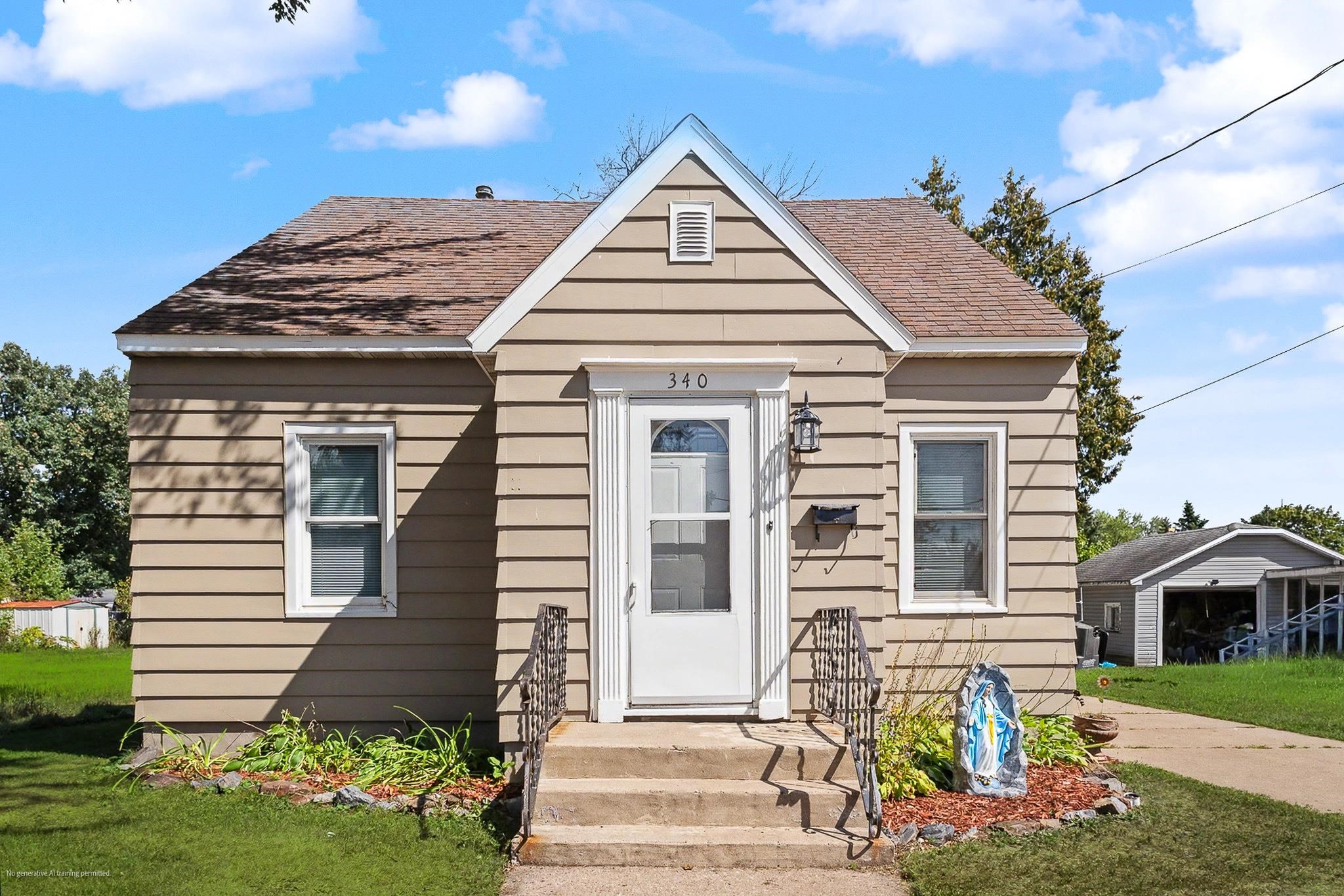 340 N 17TH AVENUE, Wisconsin Rapids, Wisconsin 54495, 3 Bedrooms Bedrooms, ,1 BathroomBathrooms,Residential,For Sale,340 N 17TH AVENUE,22604345