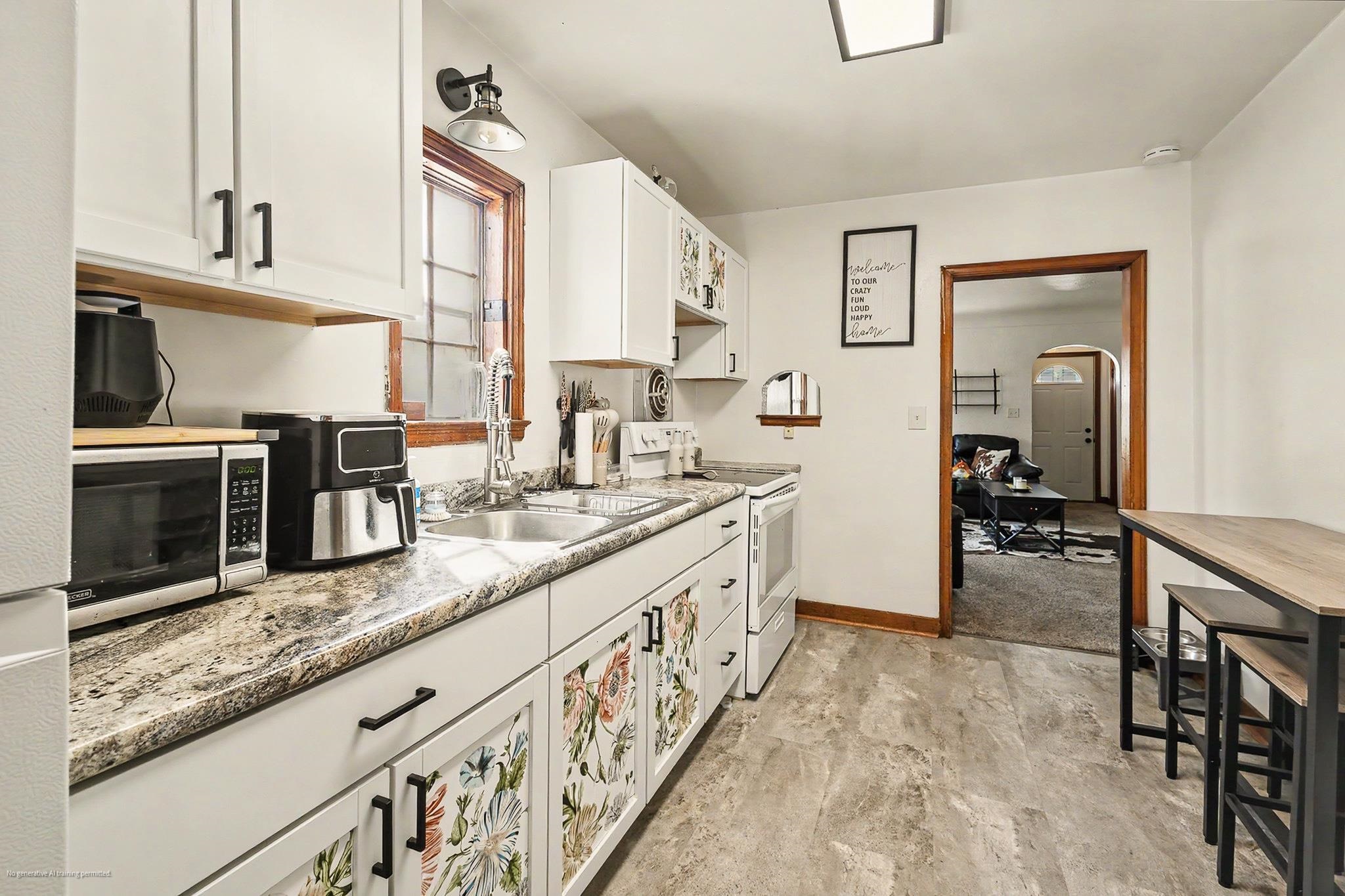 340 N 17TH AVENUE, Wisconsin Rapids, Wisconsin 54495, 3 Bedrooms Bedrooms, ,1 BathroomBathrooms,Residential,For Sale,340 N 17TH AVENUE,22604345