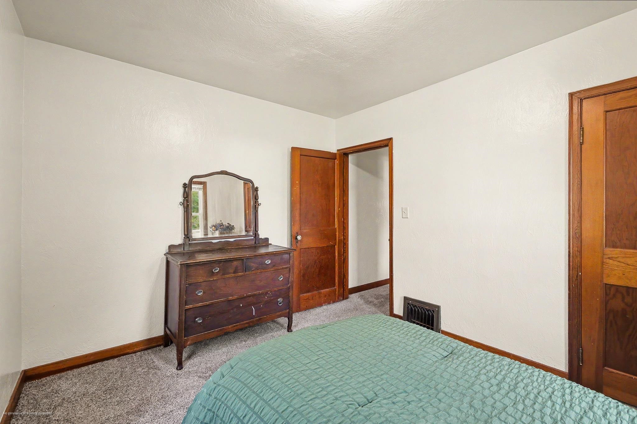 340 N 17TH AVENUE, Wisconsin Rapids, Wisconsin 54495, 3 Bedrooms Bedrooms, ,1 BathroomBathrooms,Residential,For Sale,340 N 17TH AVENUE,22604345