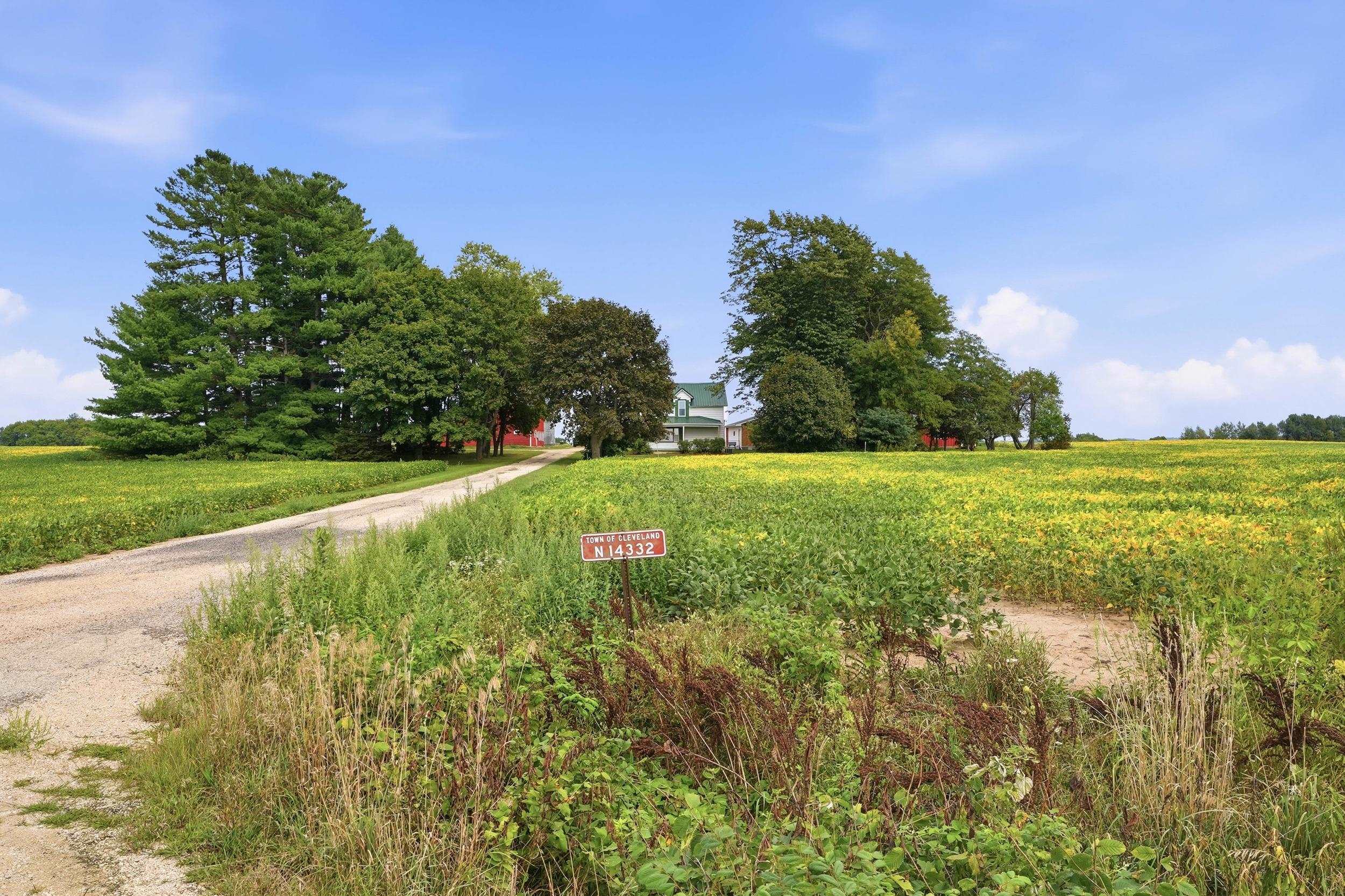 14332 N TOWN HALL ROAD, Fairchild, Wisconsin 54741-8535, 4 Bedrooms Bedrooms, ,2 BathroomsBathrooms,Residential,For Sale,14332 N TOWN HALL ROAD,22604347