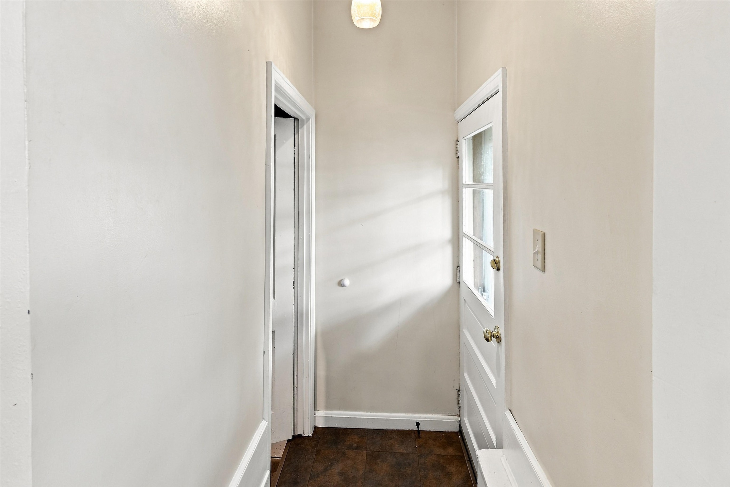 325 WASHINGTON AVENUE, Stevens Point, Wisconsin 54481, 3 Bedrooms Bedrooms, ,1 BathroomBathrooms,Residential,For Sale,325 WASHINGTON AVENUE,22604348
